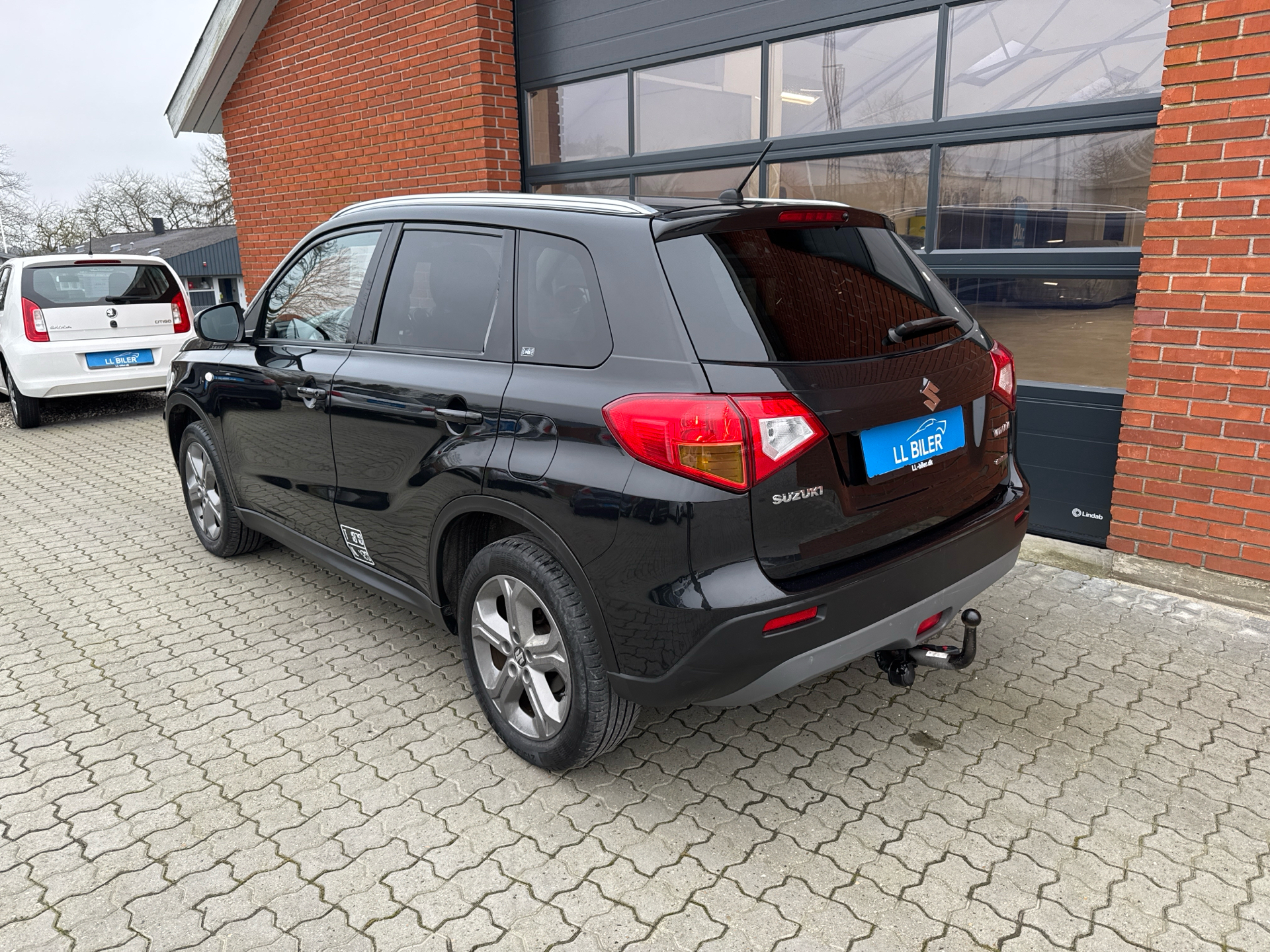 Billede af Suzuki Vitara 1,6 DDIS 16V AllGrip Exclusive 4WD 120HK Van