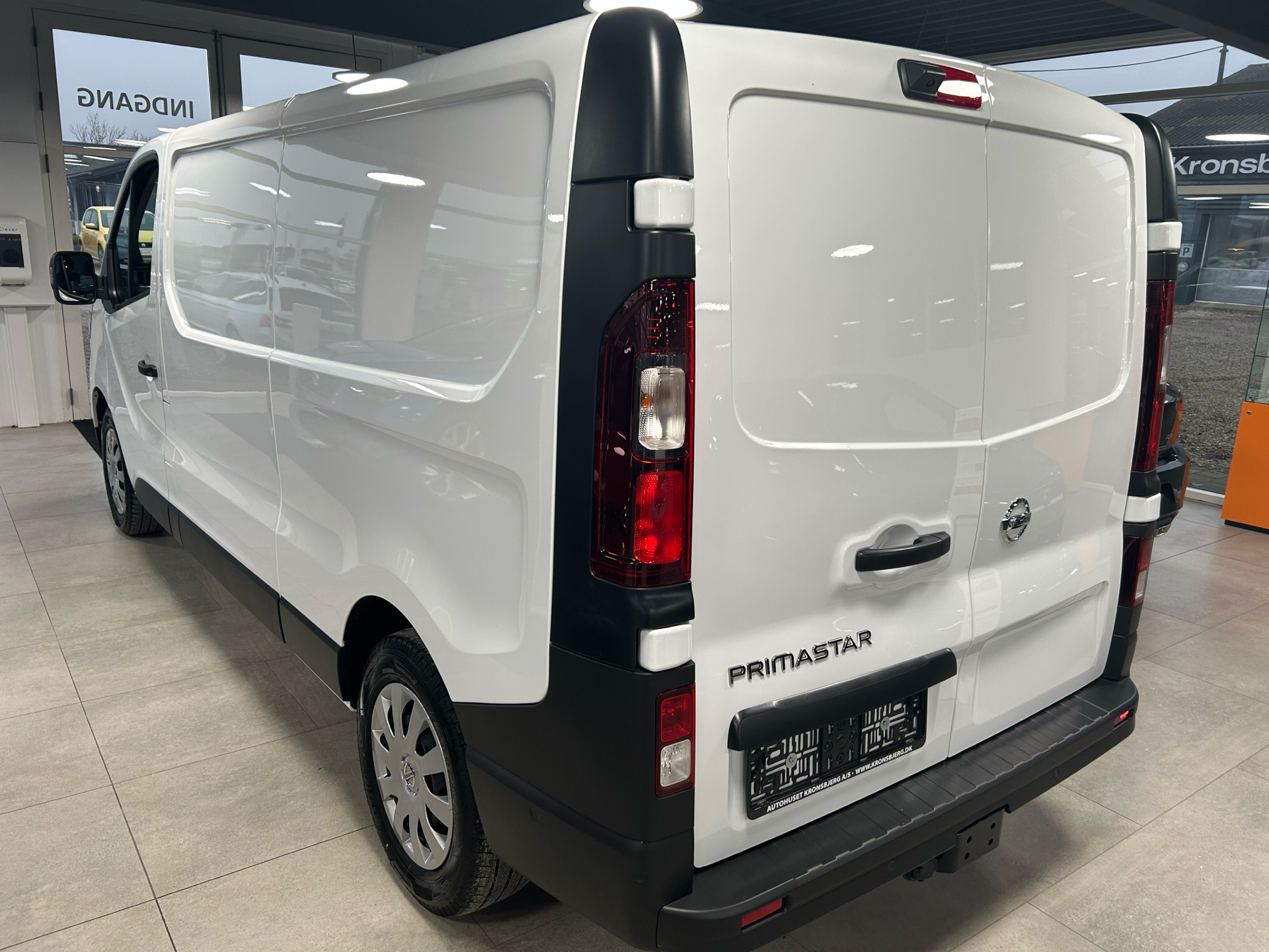 Billede af Nissan Primastar L2H1 2,0 DCi N-Connecta 150HK Van 6g