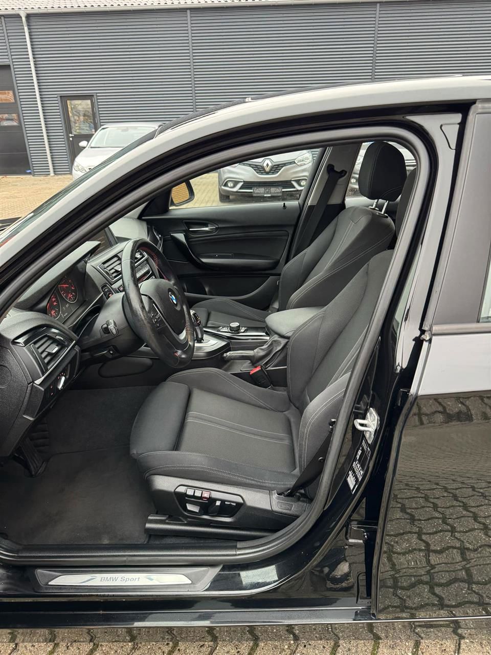 Billede af BMW 116d 1,5 D Sport Line Steptronic 116HK 5d 7g Aut.