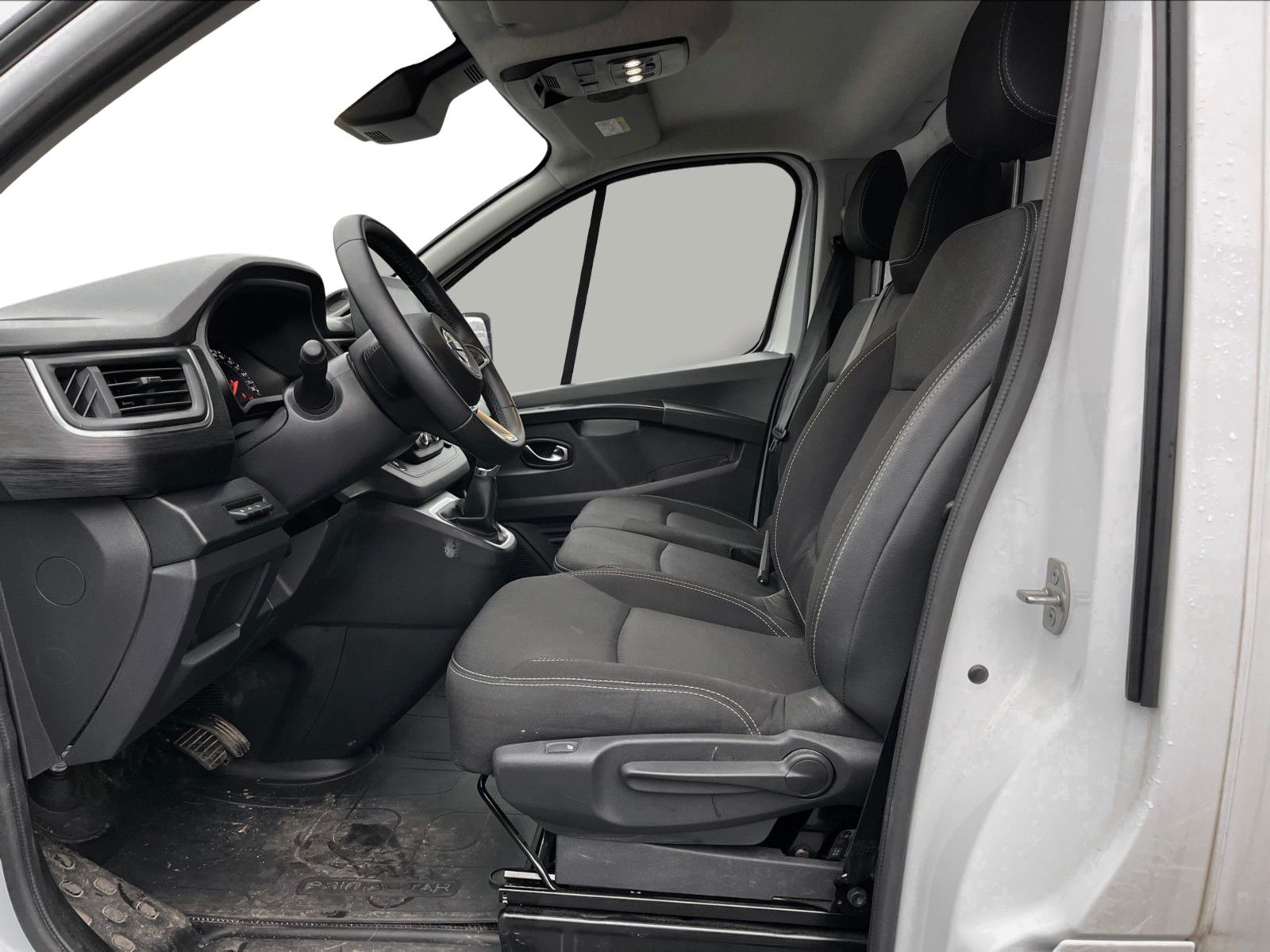 Billede af Nissan Primastar L2H1 2,0 DCi Tekna 150HK Van 6g Aut.