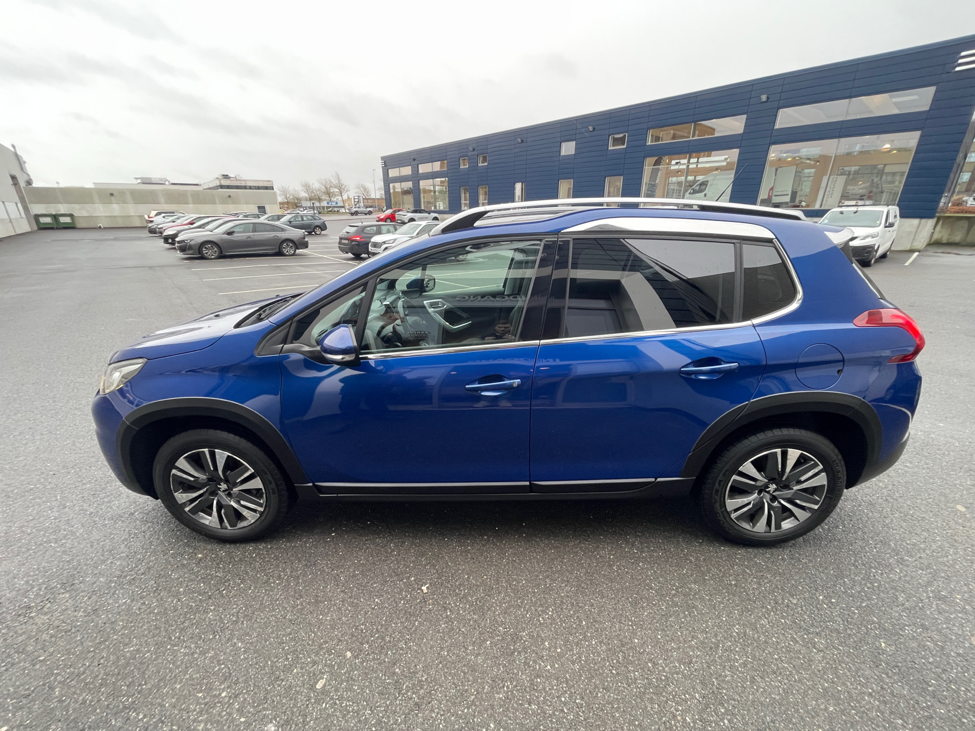 Billede af Peugeot 2008 1,2 PureTech Prestige 110HK 5d