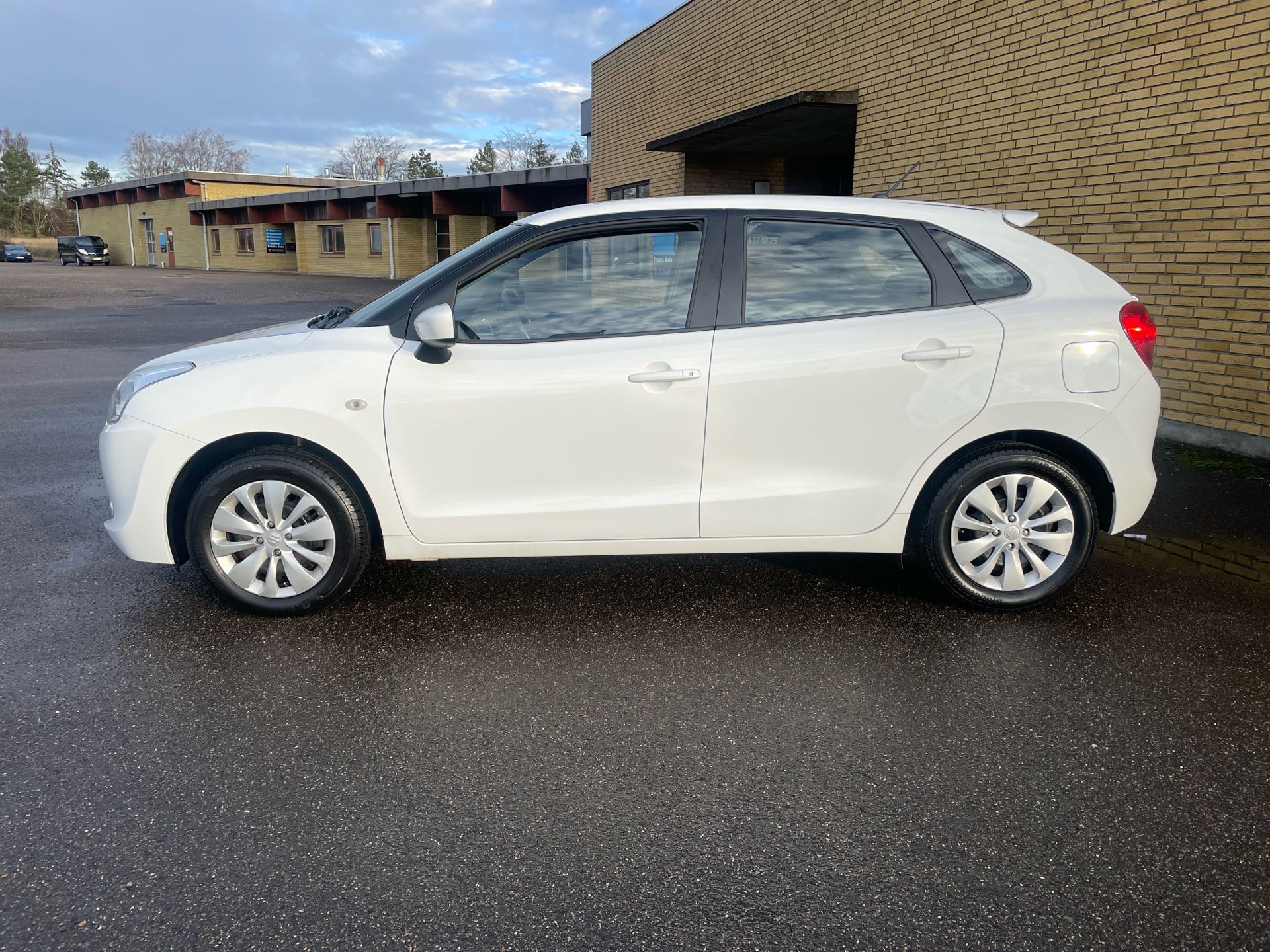 Billede af Suzuki Baleno 1,2 Dualjet Comfort 90HK 5d