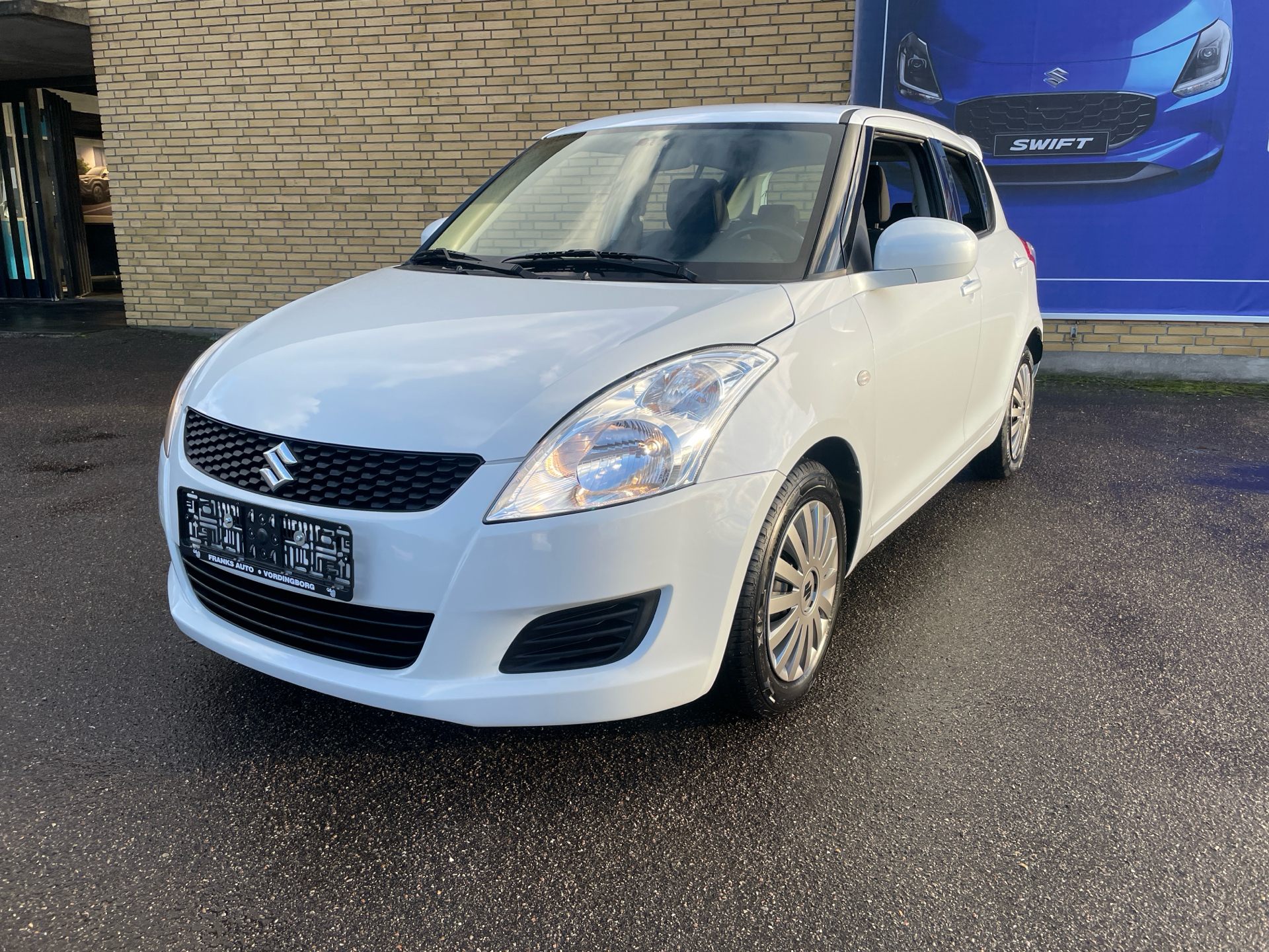 Billede af Suzuki Swift 1,2 16V GL 94HK 5d