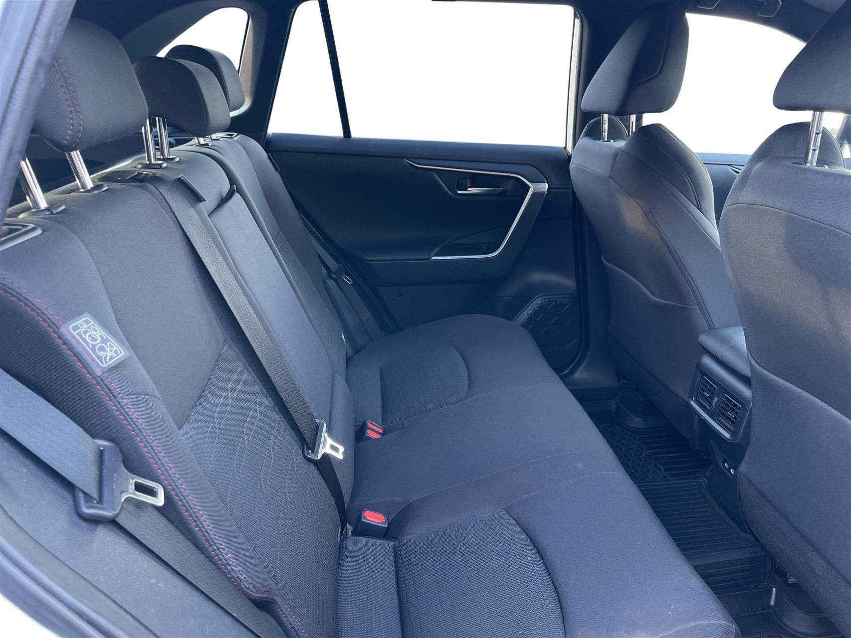 Billede af Toyota RAV4 Plug-in 2,5 Plugin-hybrid Active Business AWD 306HK 5d 6g Aut.