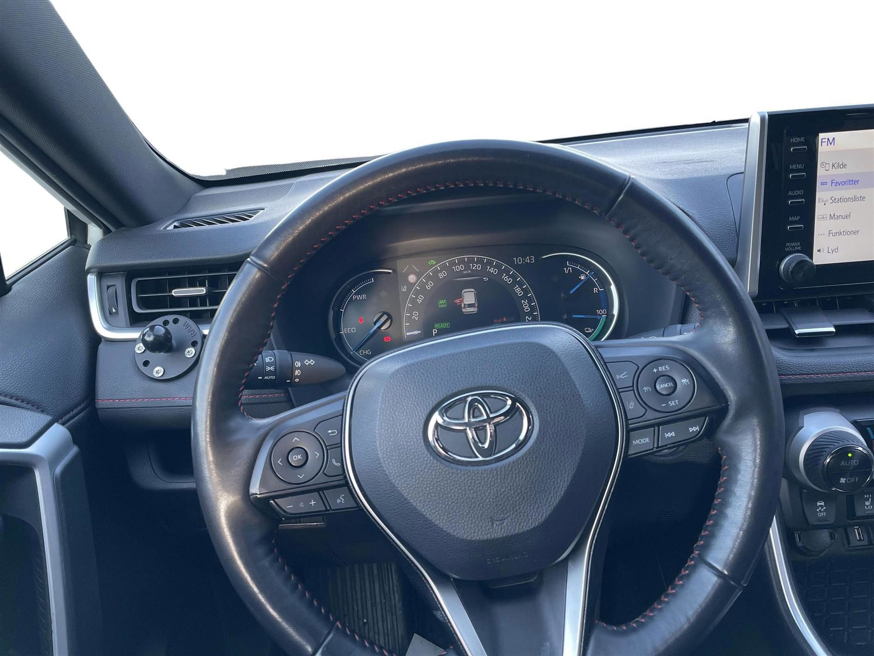 Billede af Toyota RAV4 Plug-in 2,5 Plugin-hybrid Active Business AWD 306HK 5d 6g Aut.