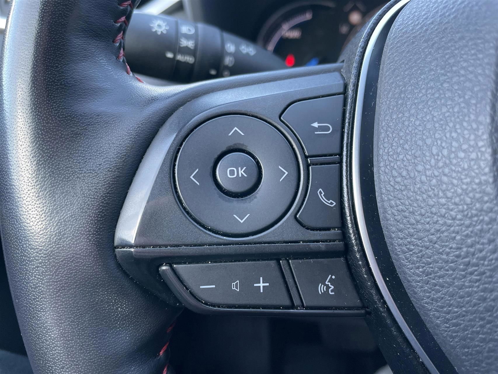 Billede af Toyota RAV4 Plug-in 2,5 Plugin-hybrid Active Business AWD 306HK 5d 6g Aut.