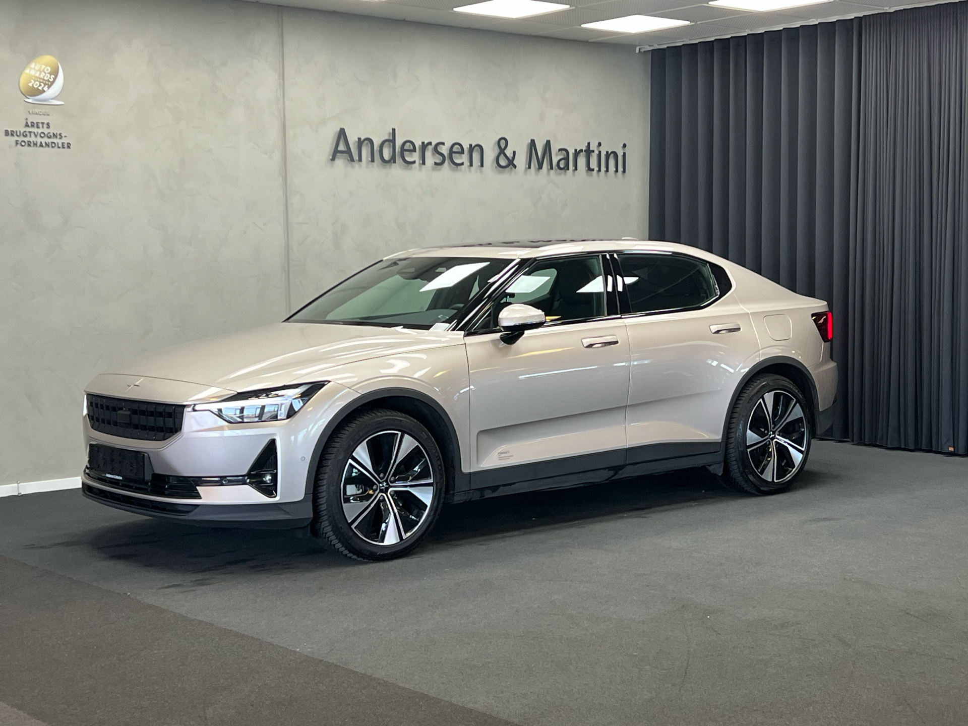 Billede af Polestar 2 EL Long Range Plus + Pilot Lite + Anhængertræk AWD 408HK 5d Aut. 