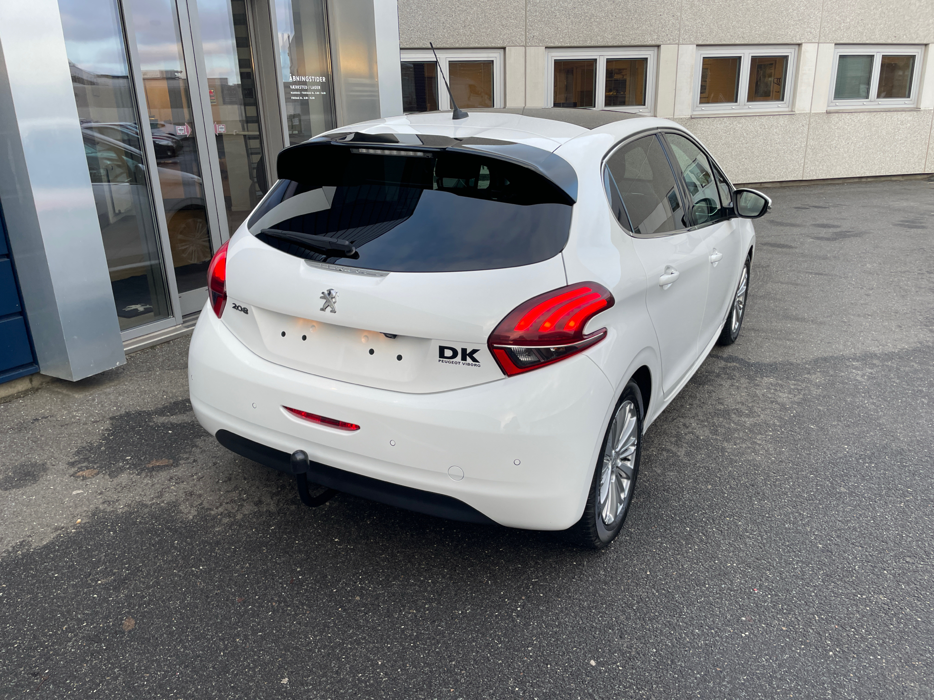 Billede af Peugeot 208 1,2 PureTech Prestige 82HK 5d