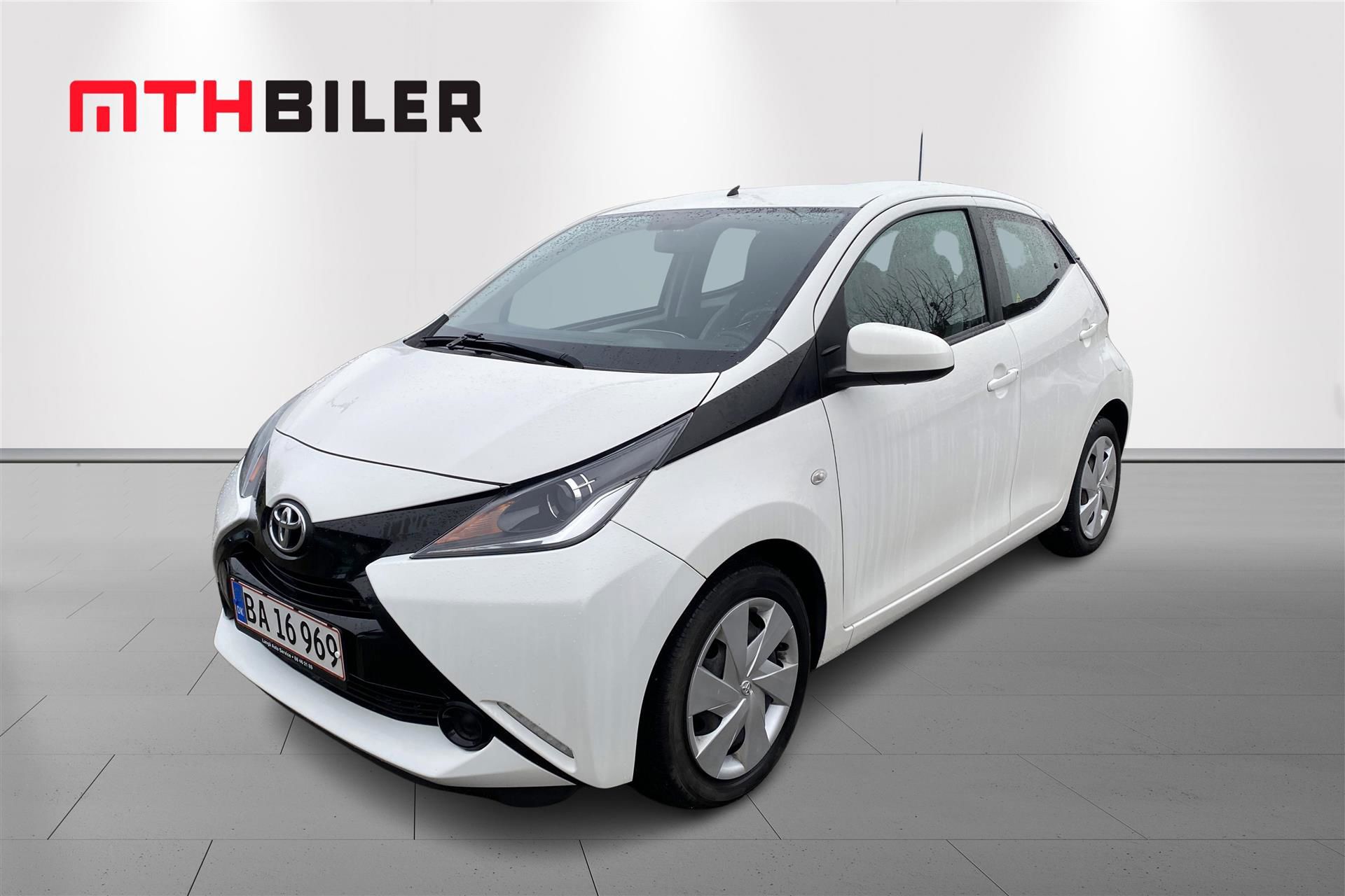 Billede af Toyota Aygo 1,0 VVT-I X-Play + X-Touch 69HK 5d