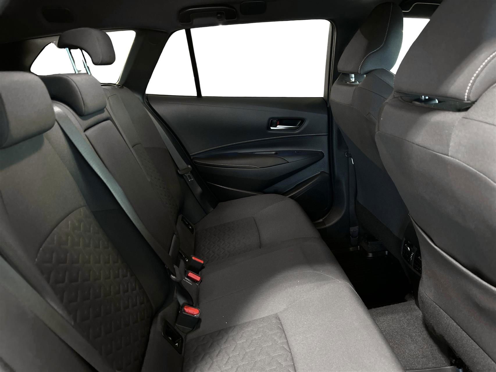 Billede af Toyota Corolla Touring Sports 1,8 Hybrid Active Smart E-CVT 122HK Stc Trinl. Gear