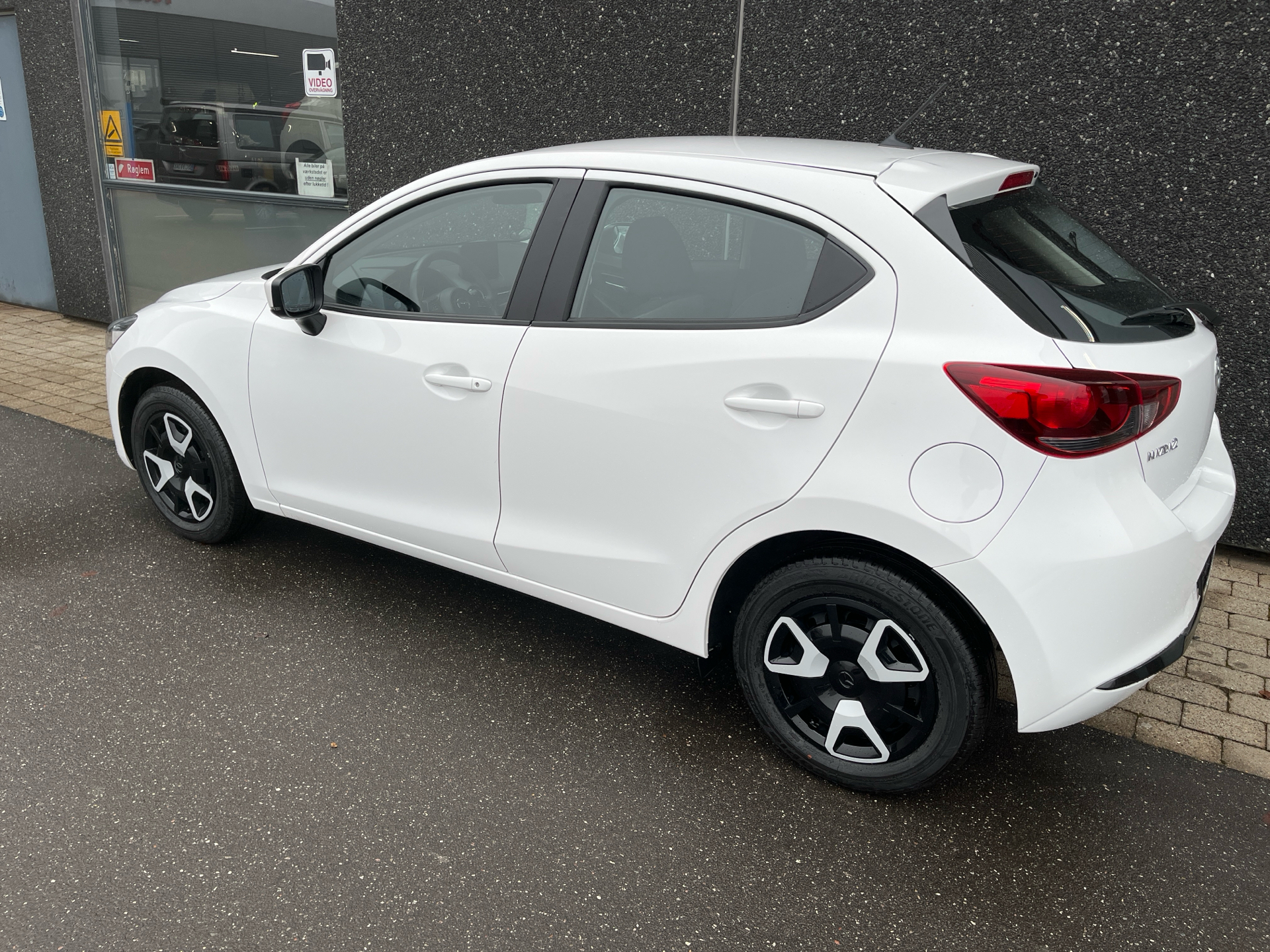 Billede af Mazda 2 1,5 e-Skyactiv-G  Mild hybrid Centre-Line 90HK 5d 6g