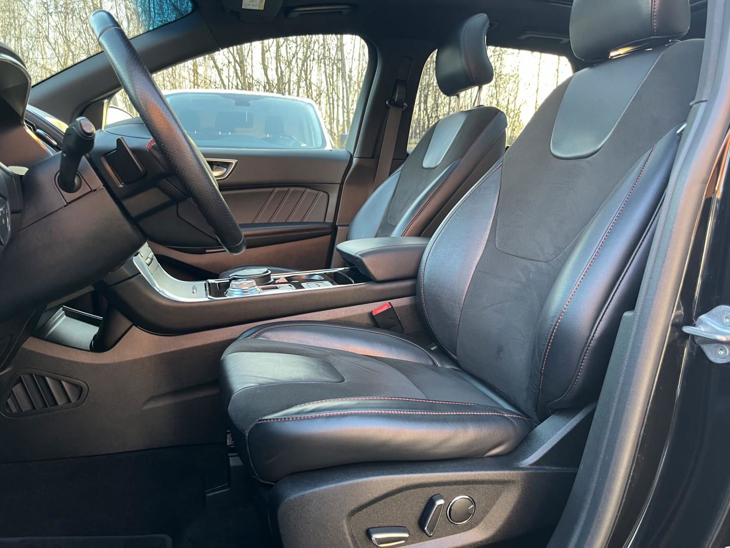 Billede af Ford Edge 2,0 EcoBlue ST-Line AWD 240HK 5d 8g Aut.