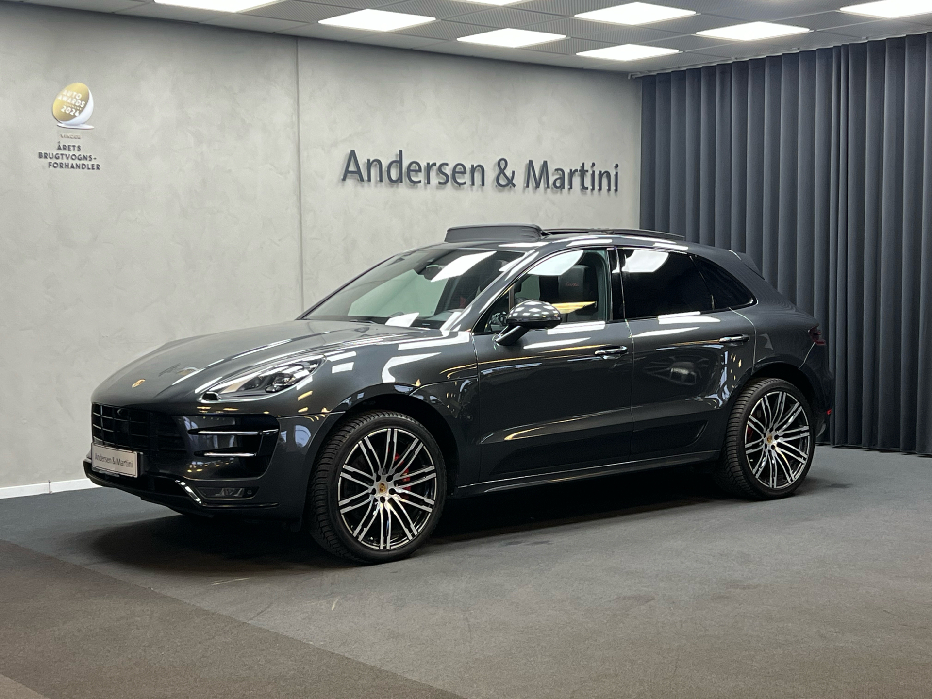 Billede af Porsche Macan Turbo 3,6 PDK 400HK 5d 6g Aut.