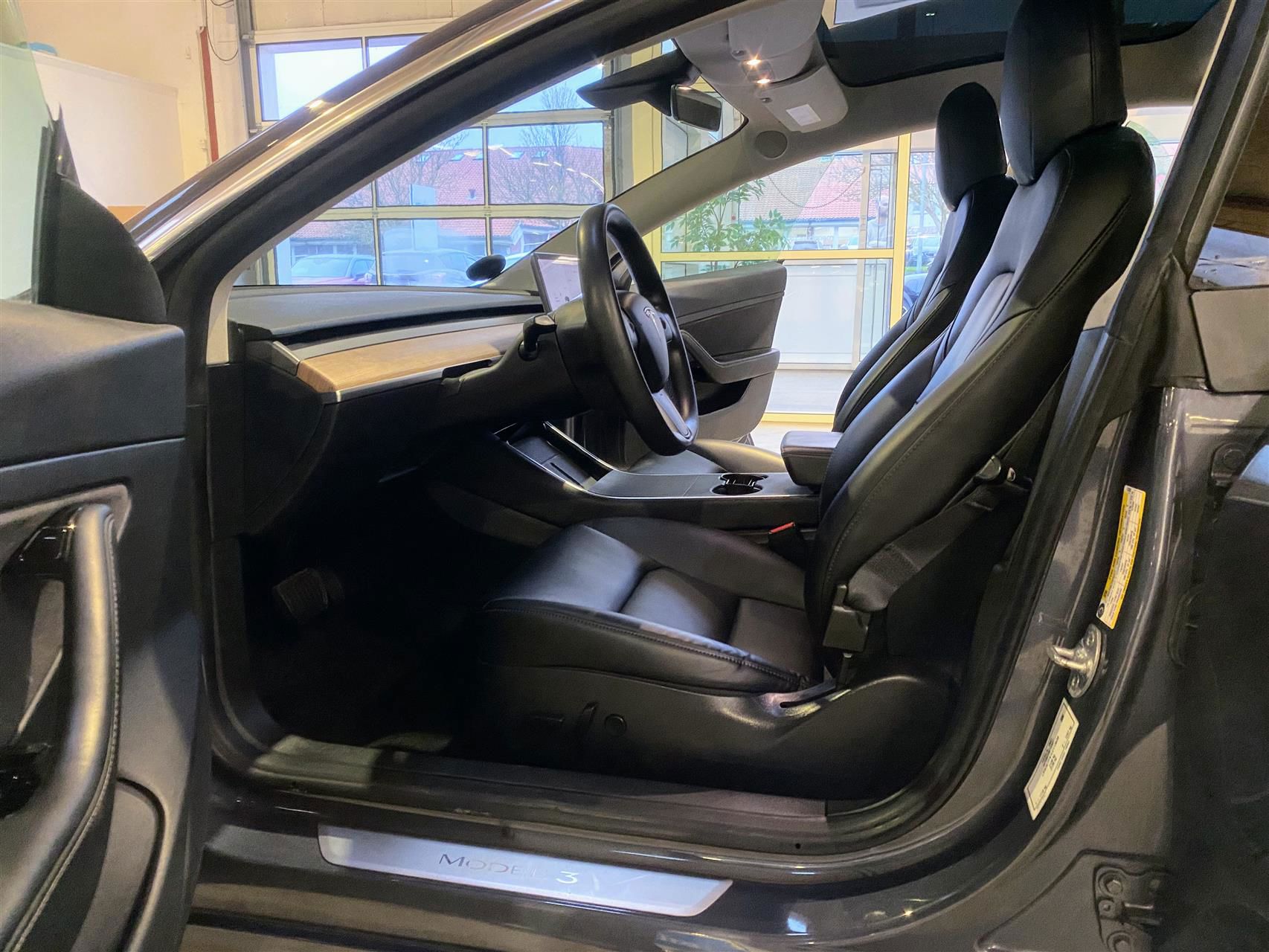 Billede af Tesla Model 3 EL Standard Range Plus 258HK Aut.