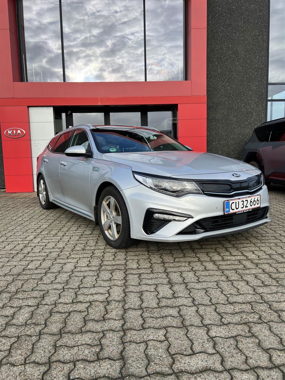 Billede af Kia Optima SW 2,0 GDI  Plugin-hybrid 205HK Stc 6g Aut.