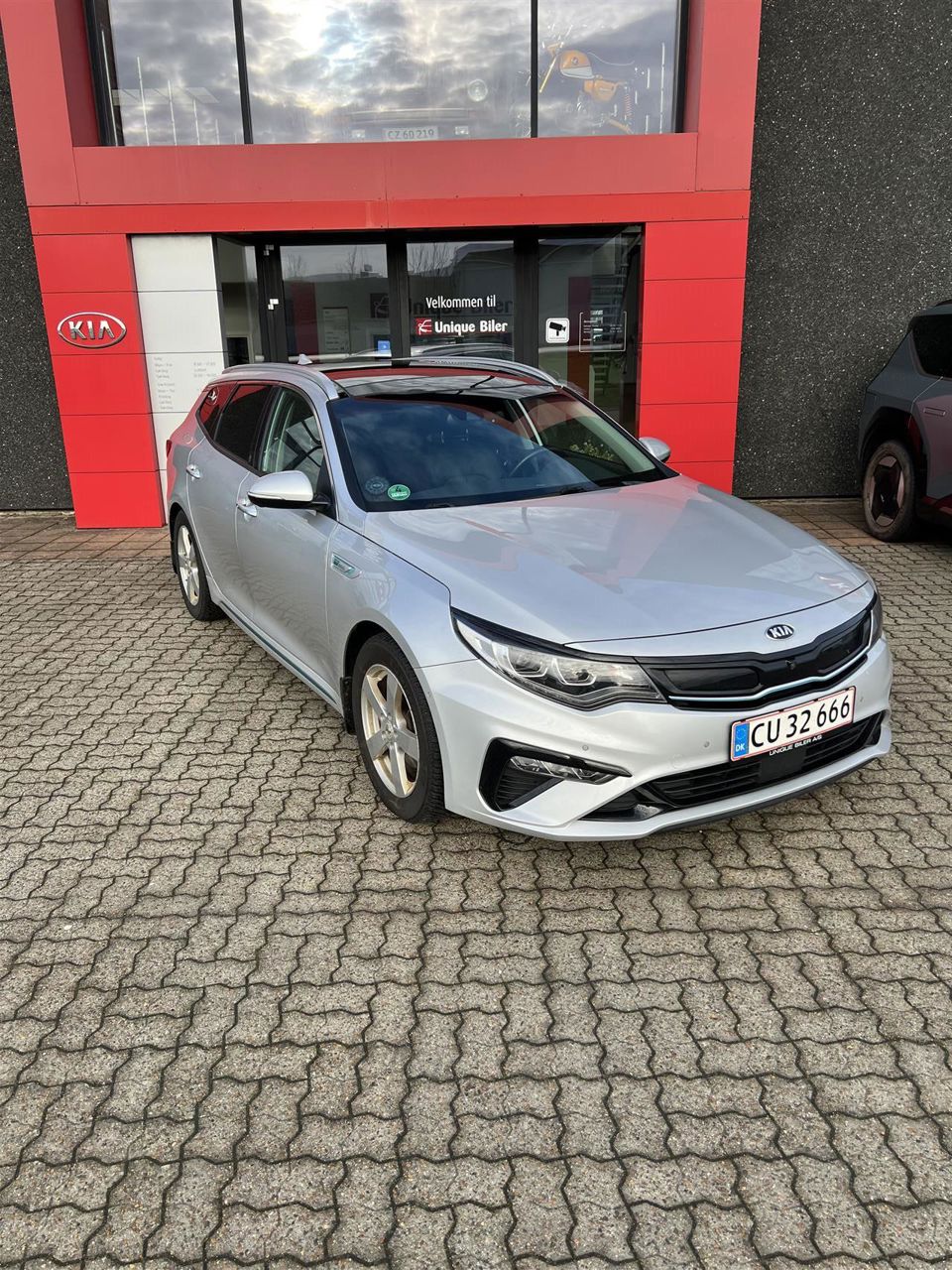 Billede af Kia Optima SW 2,0 GDI  Plugin-hybrid 205HK Stc 6g Aut.