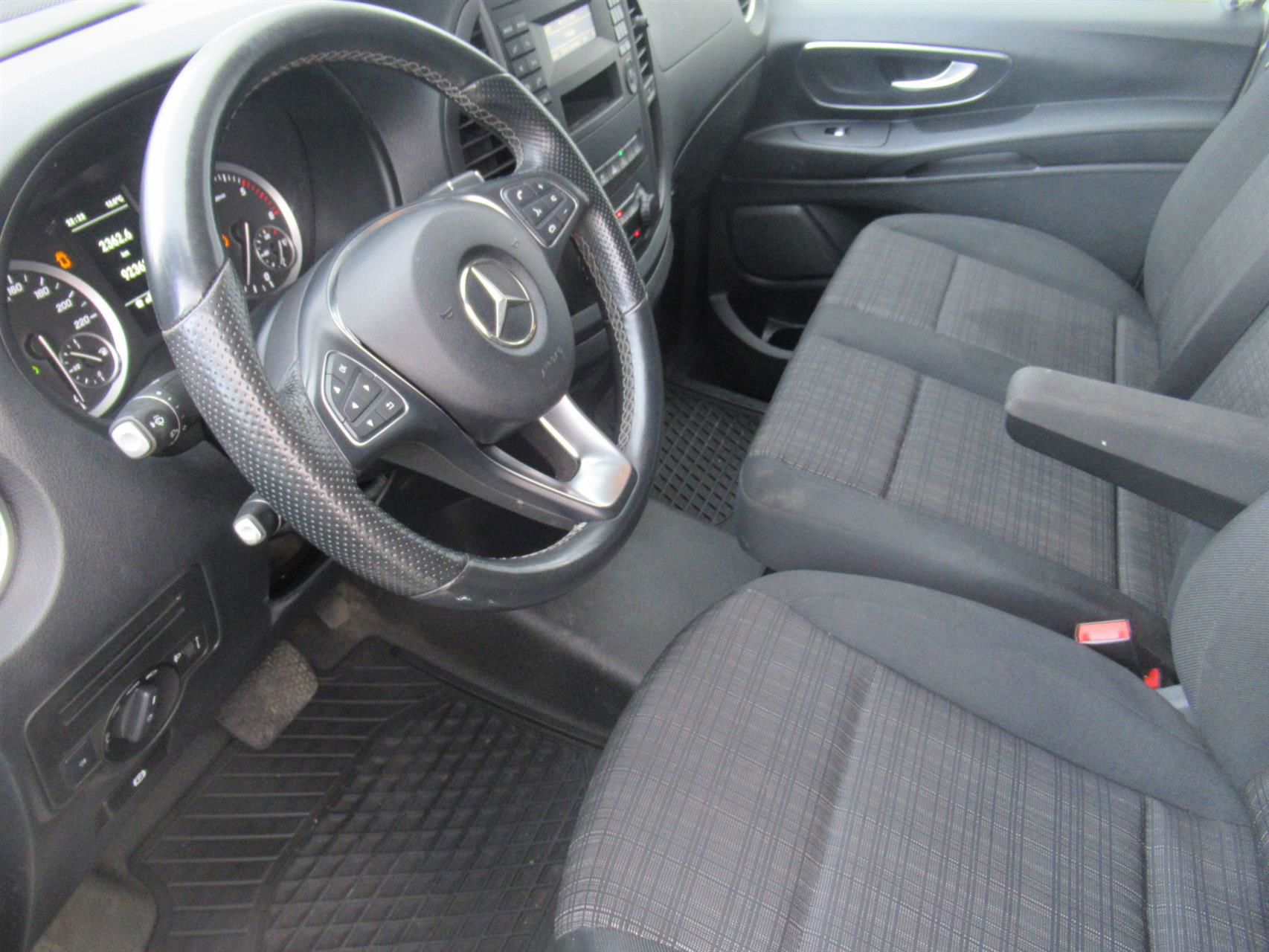 Billede af Mercedes-Benz Vito 114 A2 2,1 CDI RWD 7G-Tronic 136HK Van Aut.