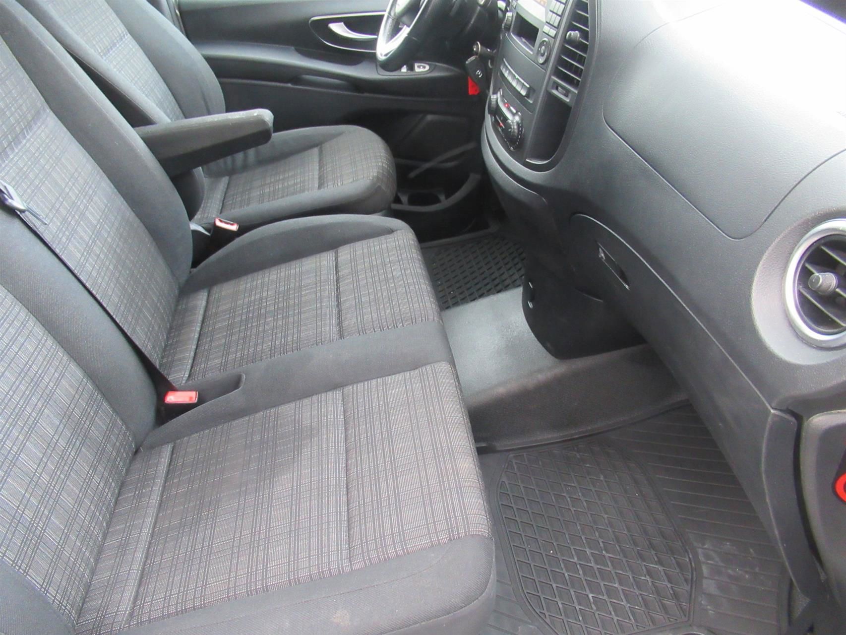 Billede af Mercedes-Benz Vito 114 A2 2,1 CDI RWD 7G-Tronic 136HK Van Aut.