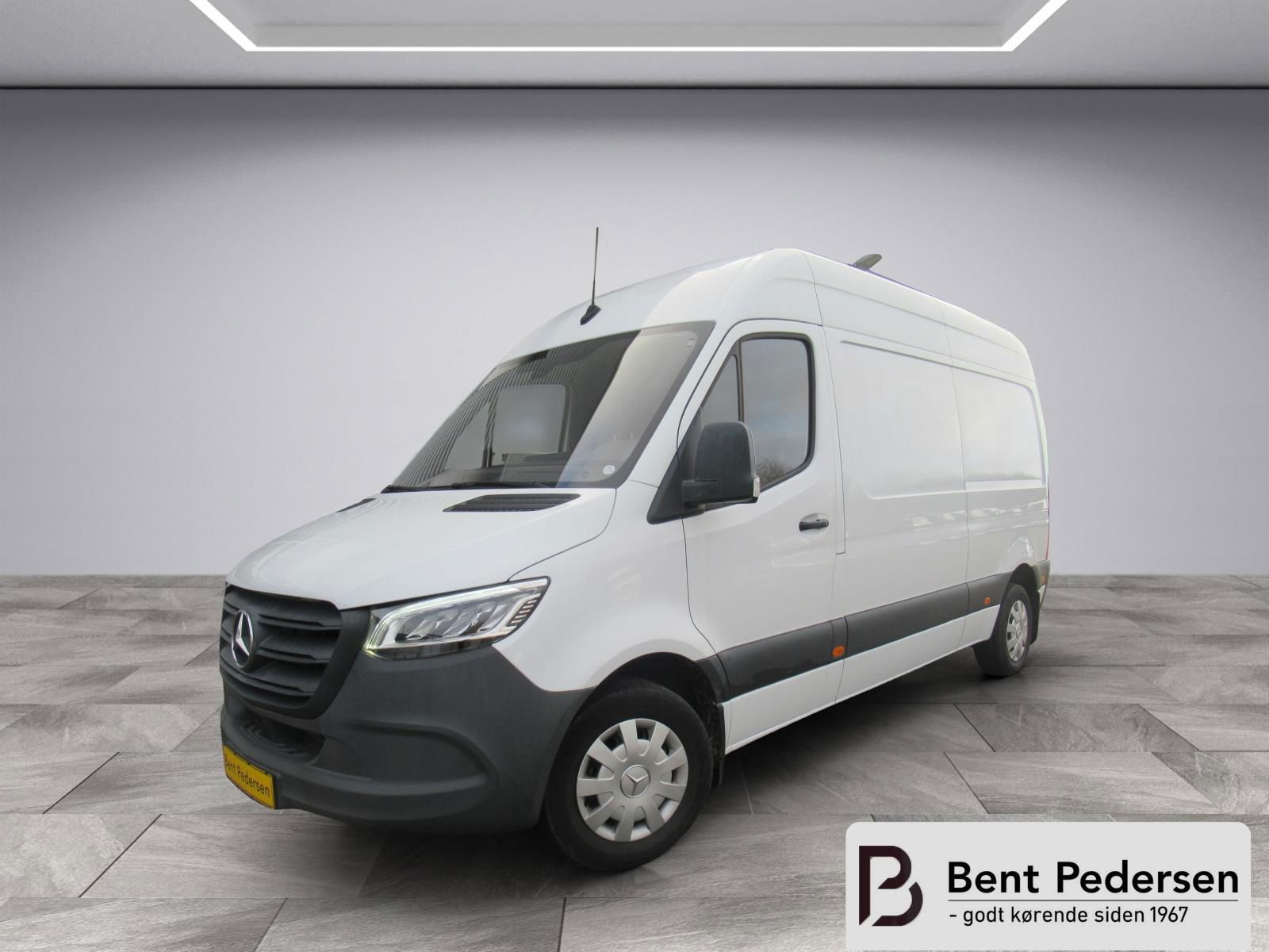 Billede af Mercedes-Benz Sprinter 214 2,1 CDI A2 H2 9G-Tronic 143HK Van 9g Aut.