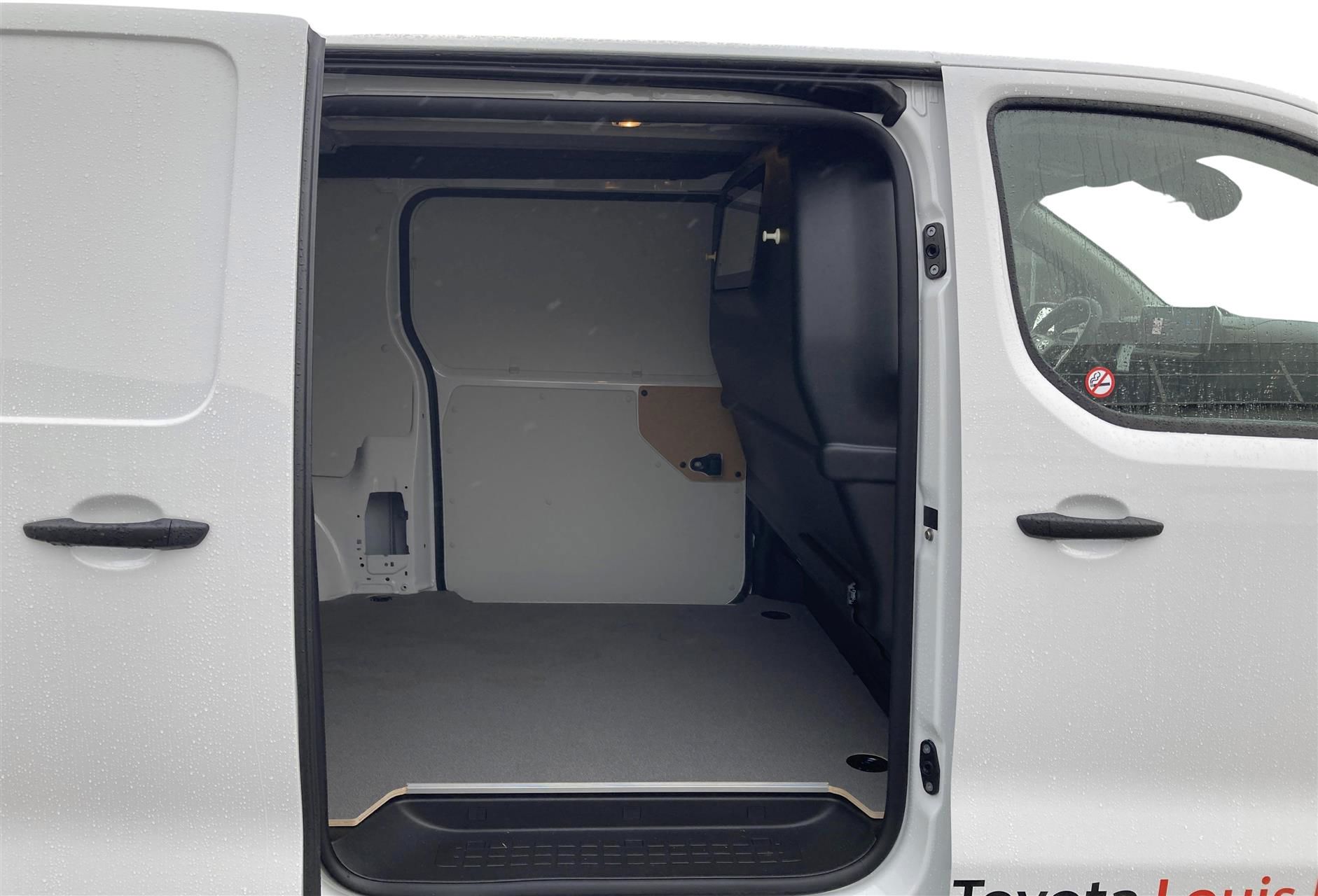 Billede af Toyota Proace Long 2,0 D Comfort Master To skydedør 144HK Van 6g