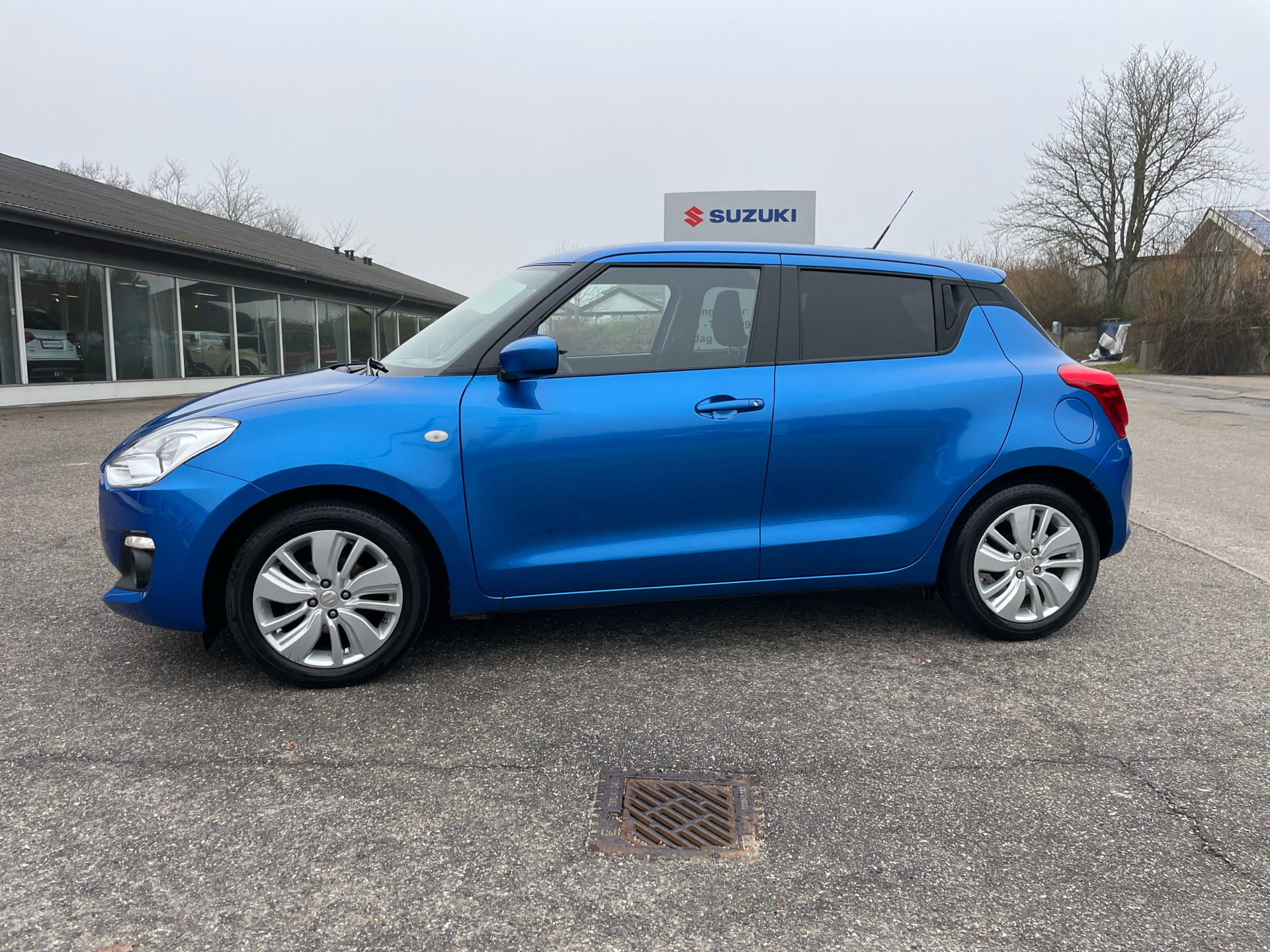 Billede af Suzuki Swift 1,2 Dualjet  Mild hybrid Action AEB mild-hybrid 90HK 5d