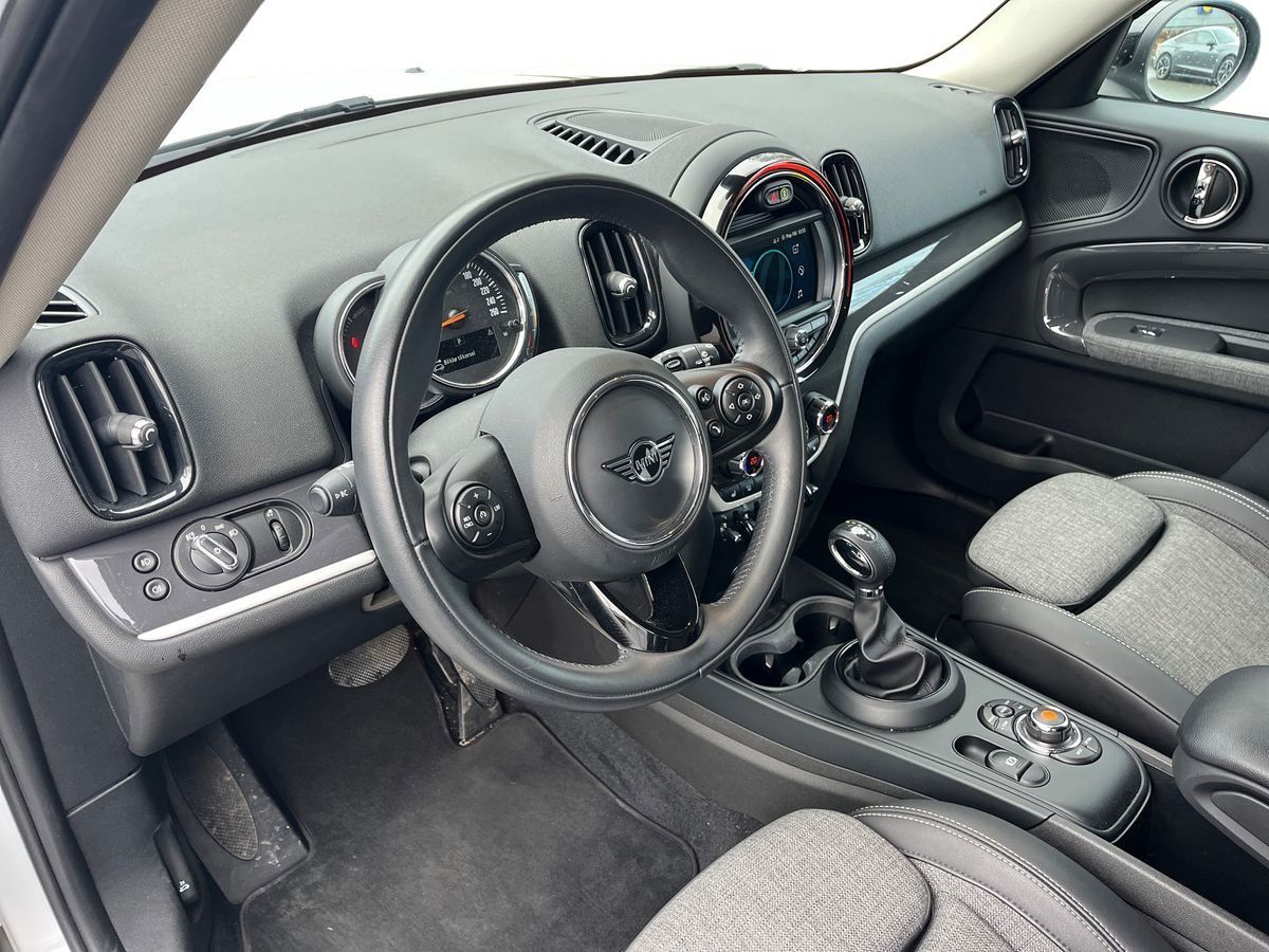 Billede af Mini Countryman SE 1,5 Plugin-hybrid Essential All4 Steptronic 224HK 6g Aut.
