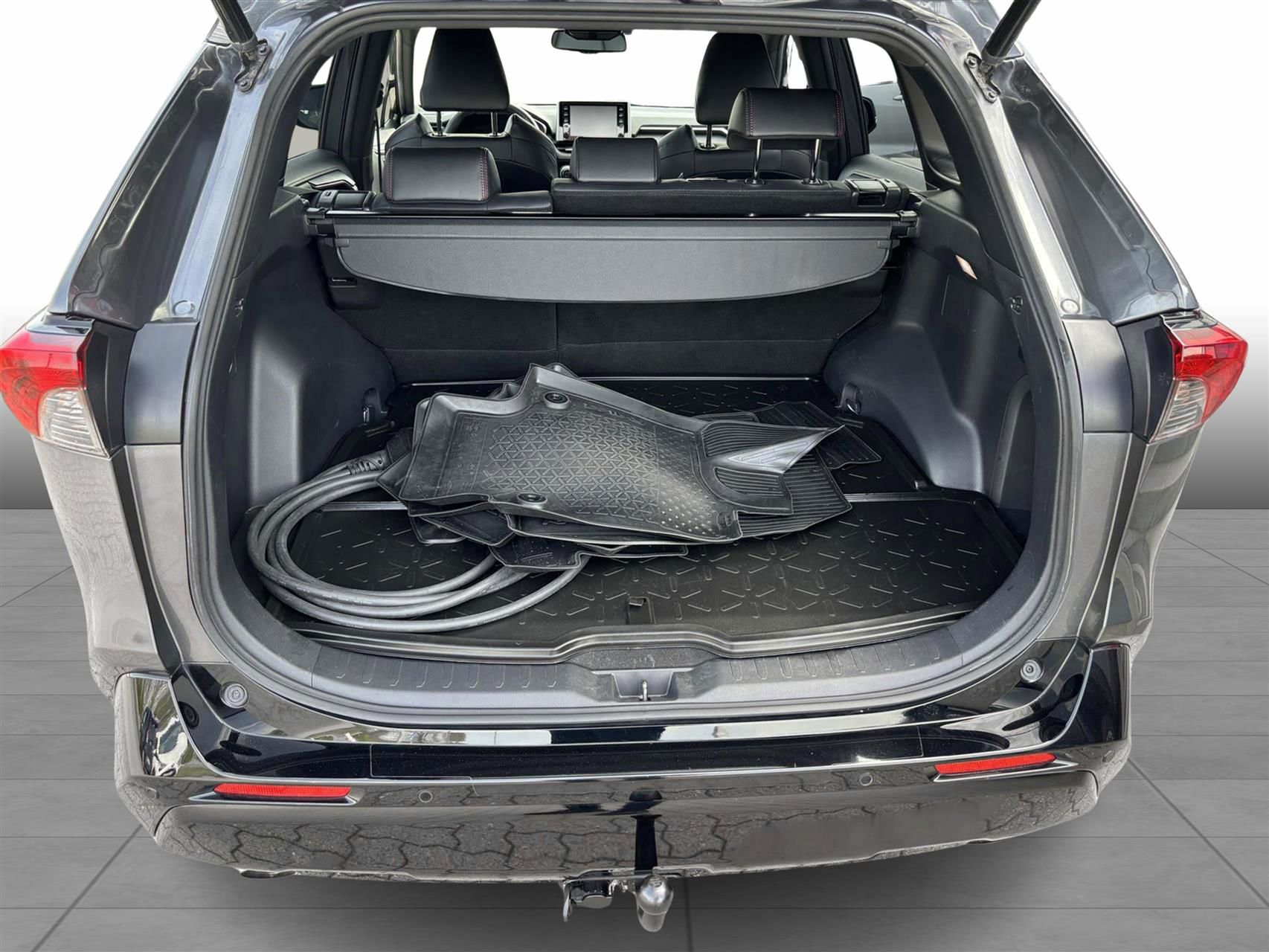 Billede af Toyota RAV4 Plug-in 2,5 Plugin-hybrid H3 Comfort AWD 306HK 5d 6g Aut.