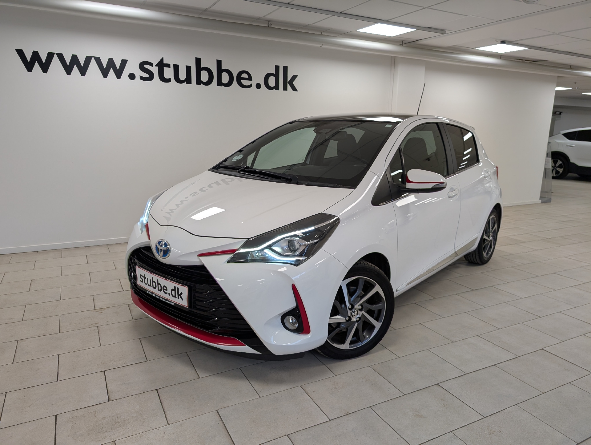 Billede af Toyota Yaris 1,5 Hybrid H4 E-CVT 100HK 5d Trinl. Gear