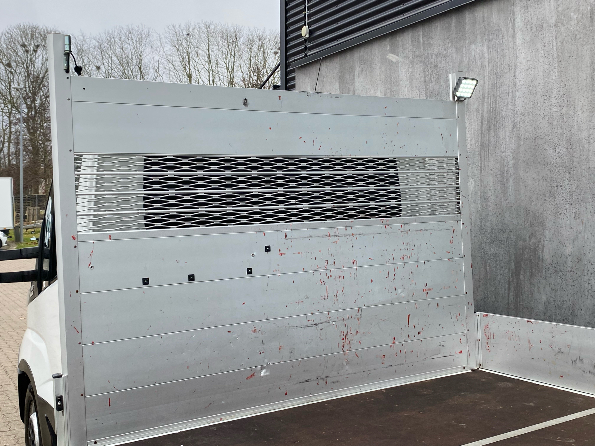 Billede af Iveco Daily 35S18 4100mm 3,0 D 180HK Ladv./Chas. 8g Aut.