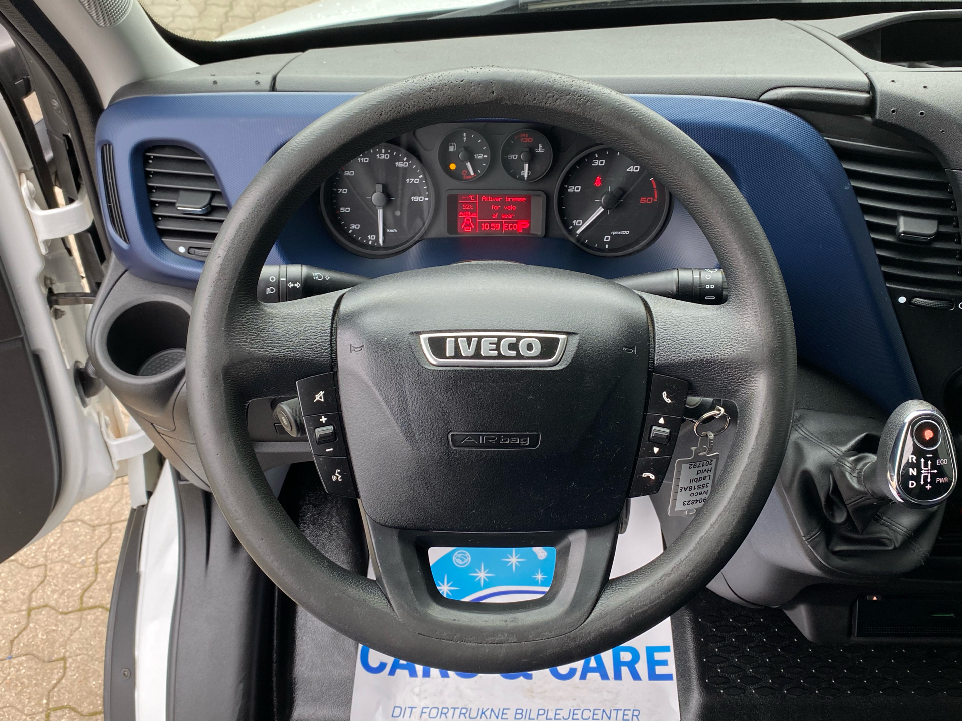 Billede af Iveco Daily 35S18 4100mm 3,0 D 180HK Ladv./Chas. 8g Aut.