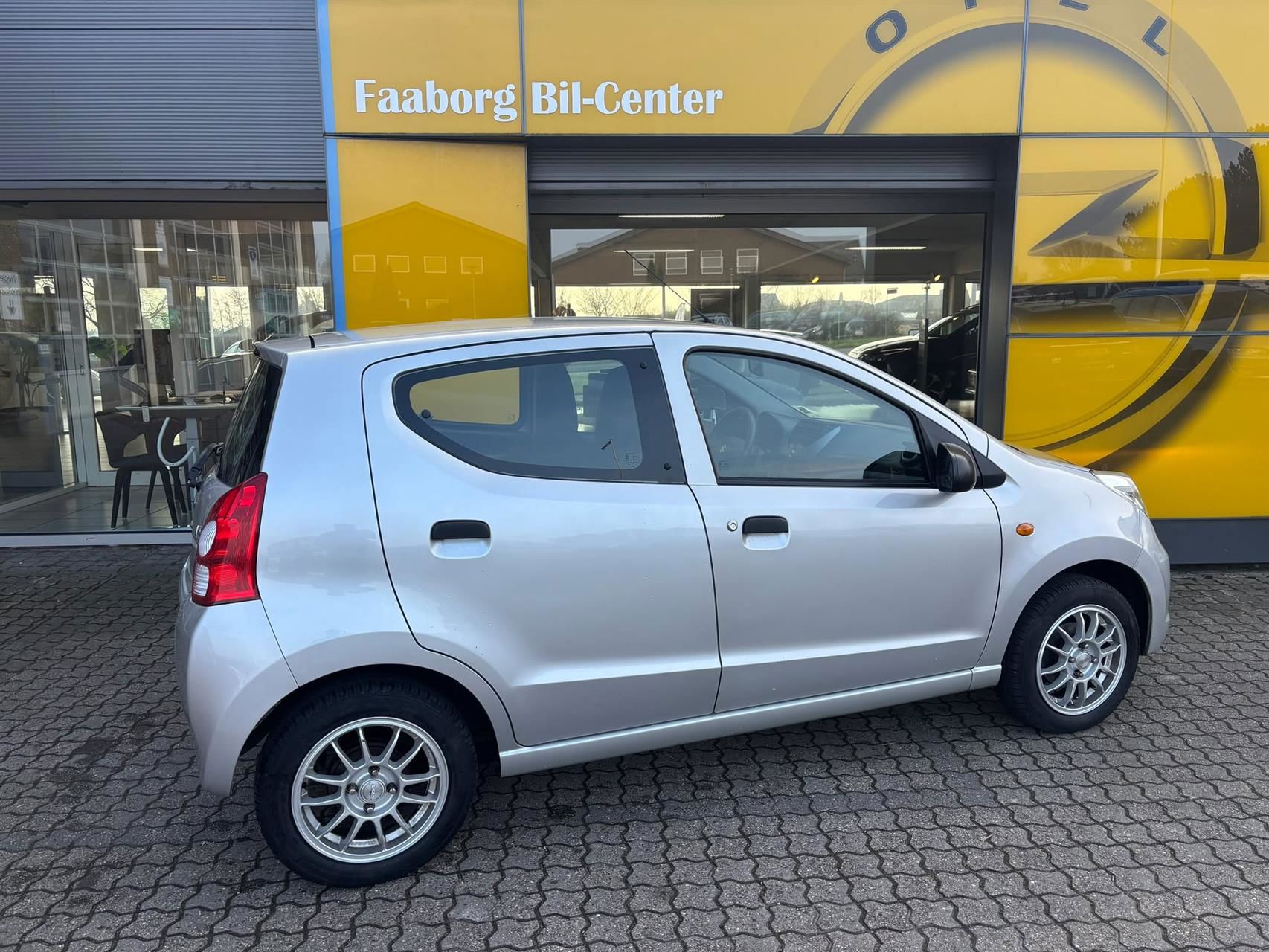 Billede af Suzuki Alto 1,0 12V GLS Cool 68HK 5d