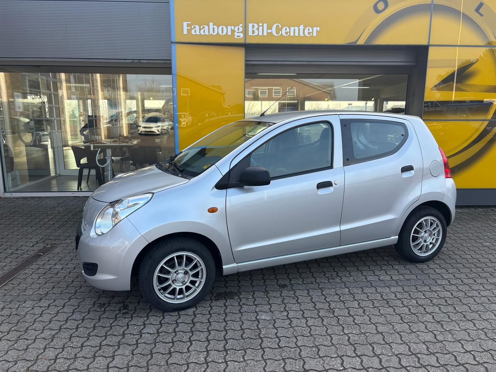 Billede af Suzuki Alto 1,0 12V GLS Cool 68HK 5d