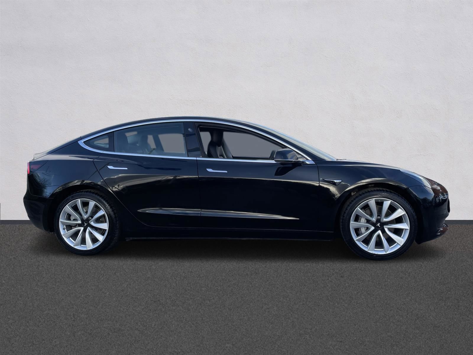 Billede af Tesla Model 3 EL Standard Range Plus 325HK Aut.