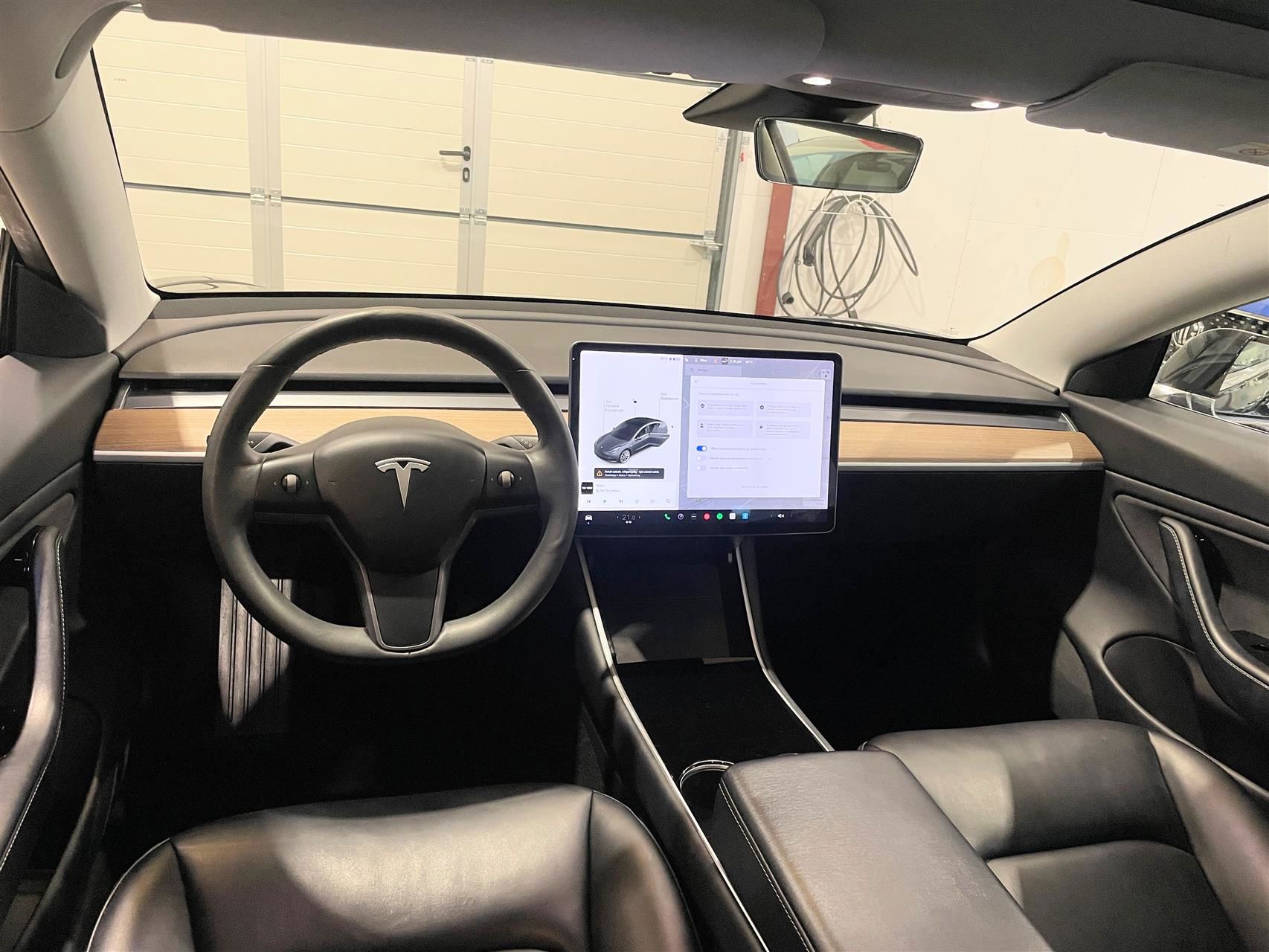 Billede af Tesla Model 3 EL Standard Range Plus 325HK Aut.