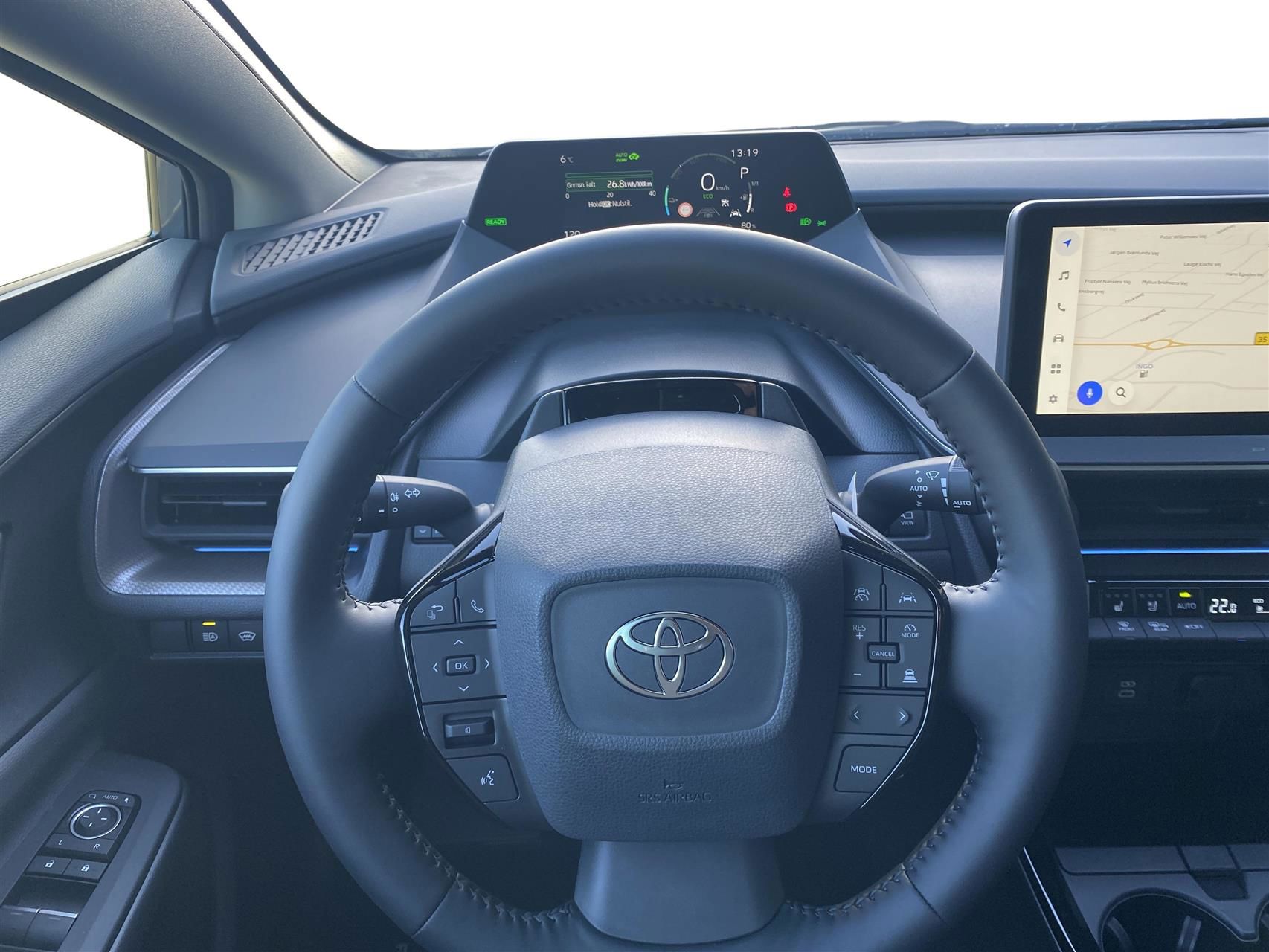 Billede af Toyota Prius Plug-in 2,0 Plugin-hybrid Executive 223HK 5d Aut.