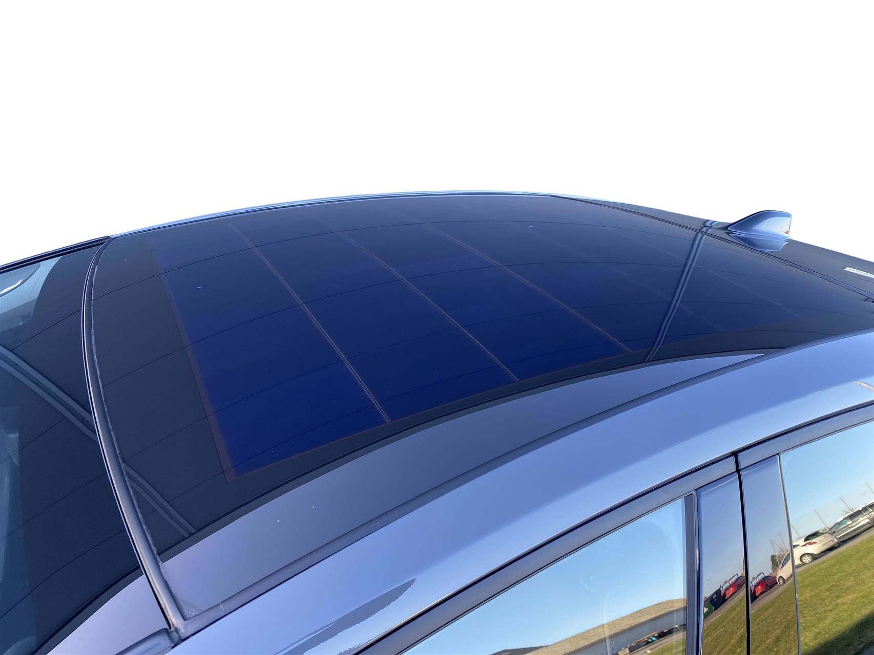 Billede af Toyota Prius Plug-in 2,0 Plugin-hybrid Executive 223HK 5d Aut.