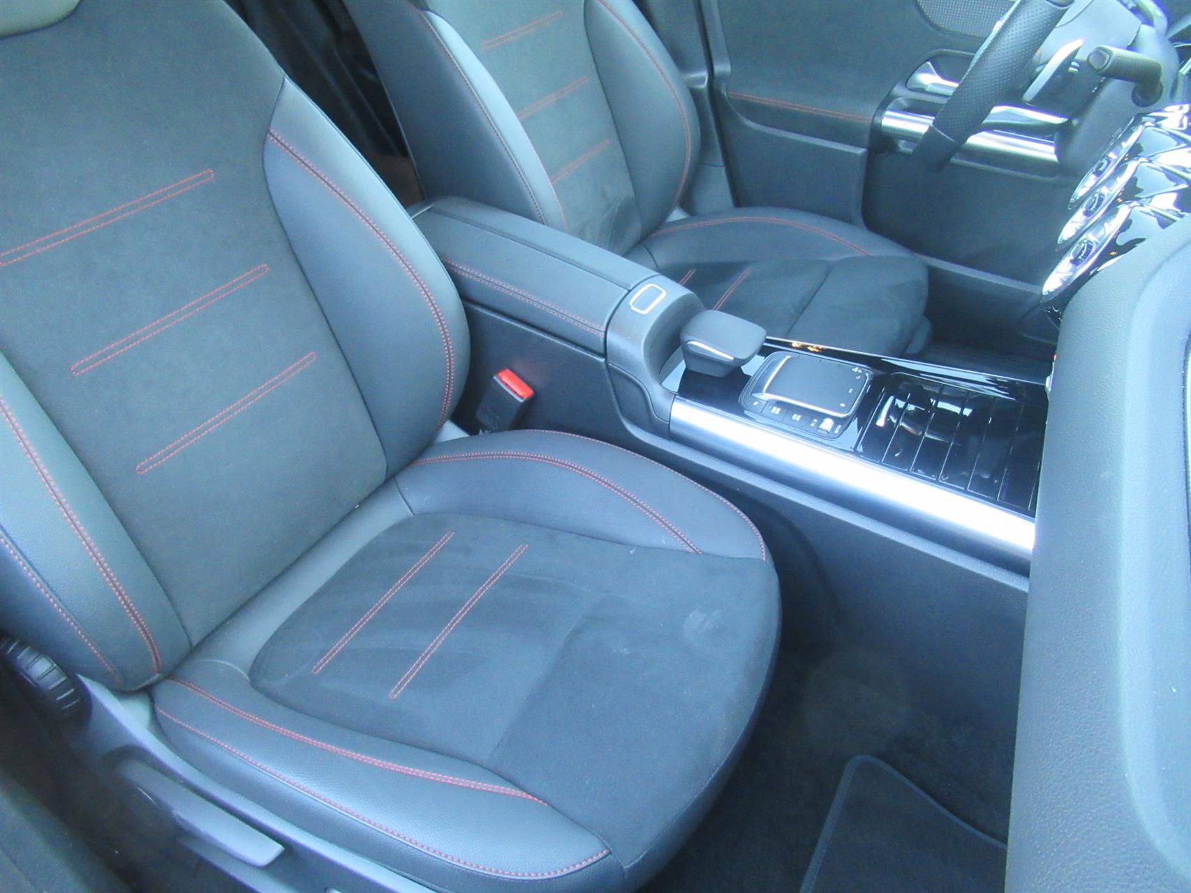 Billede af Mercedes-Benz EQA 250 EL 190HK 5d Aut.