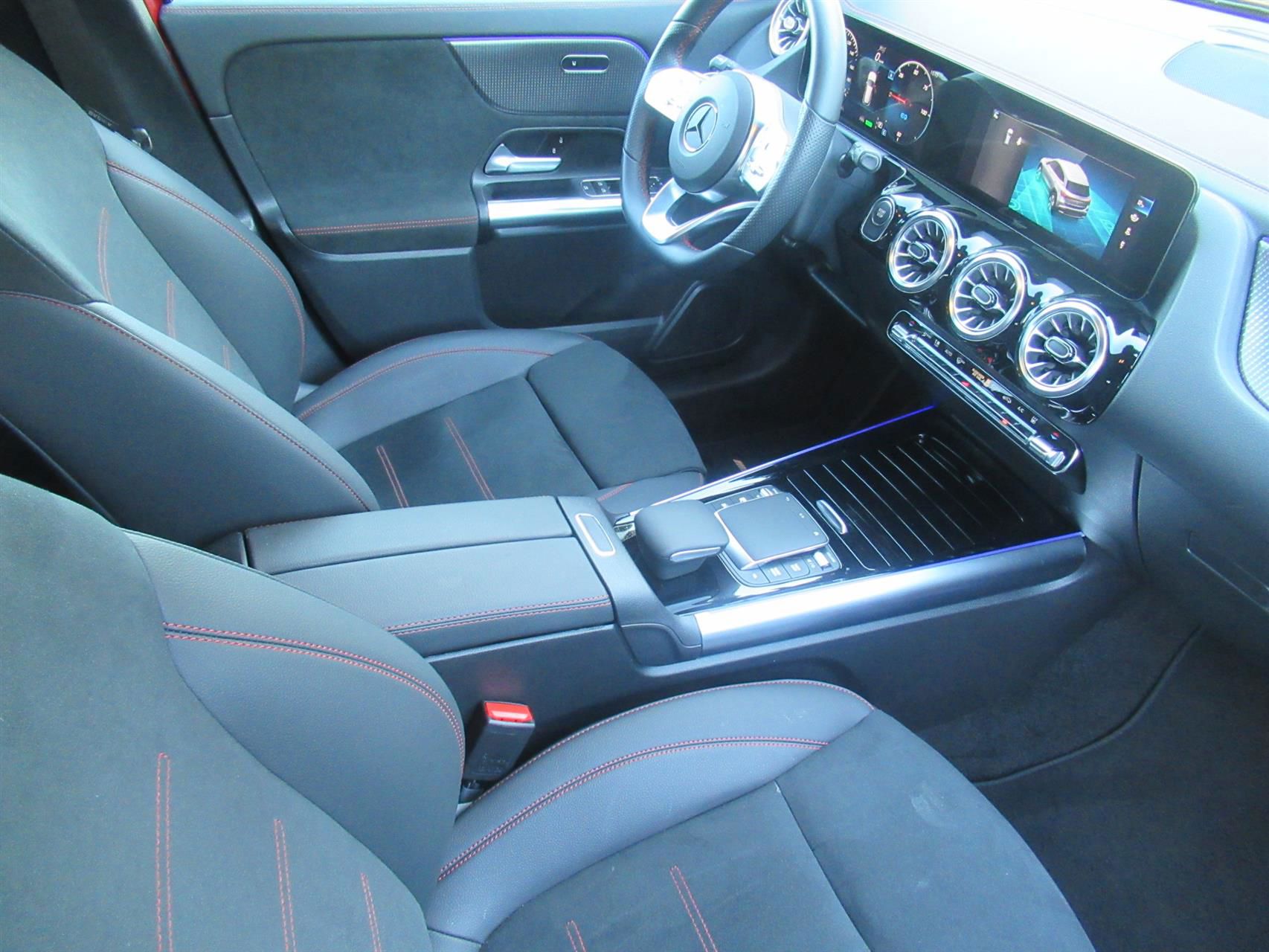 Billede af Mercedes-Benz EQA 250 EL 190HK 5d Aut.