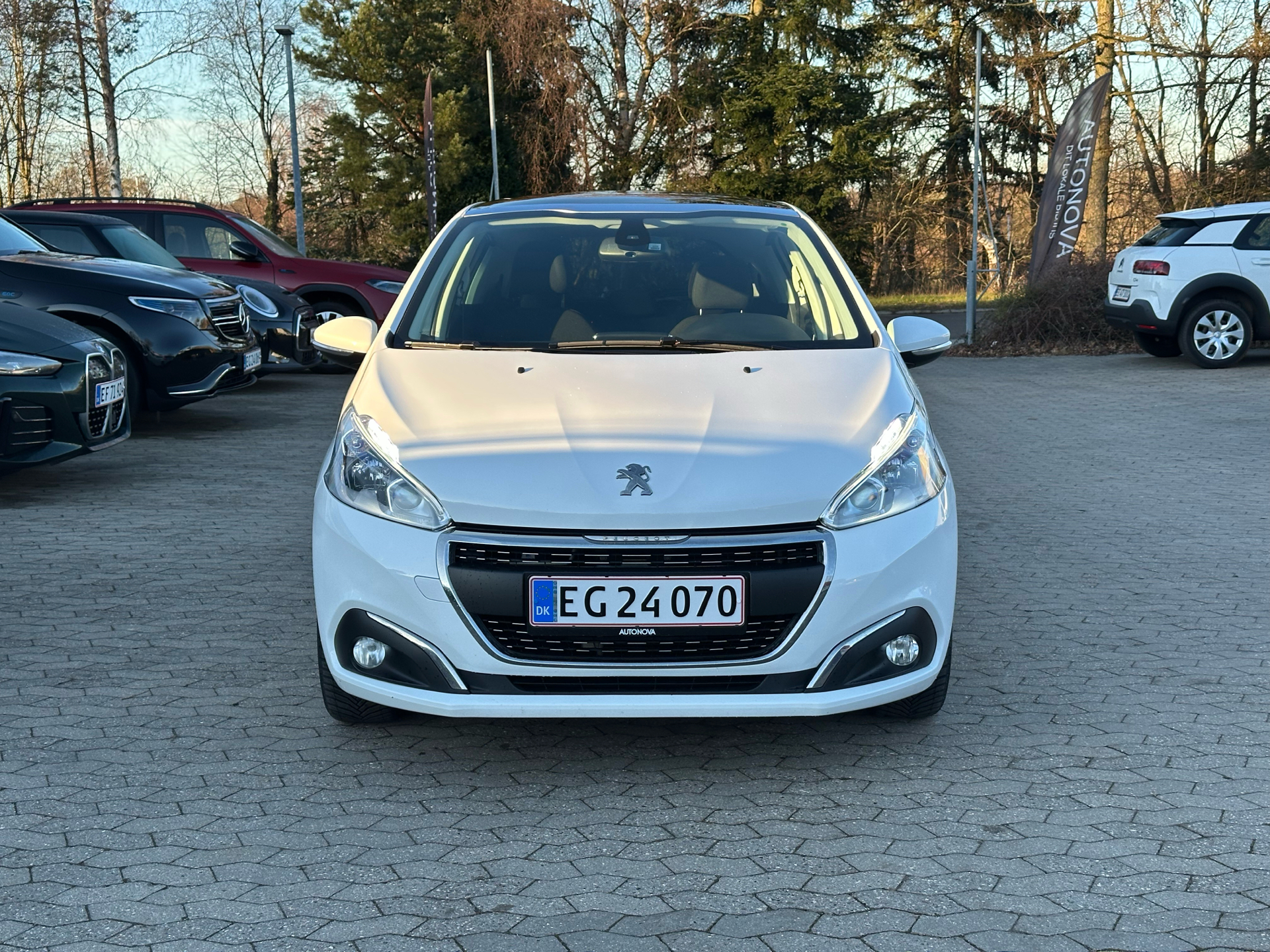 Billede af Peugeot 208 1,2 PureTech Prestige 82HK 5d