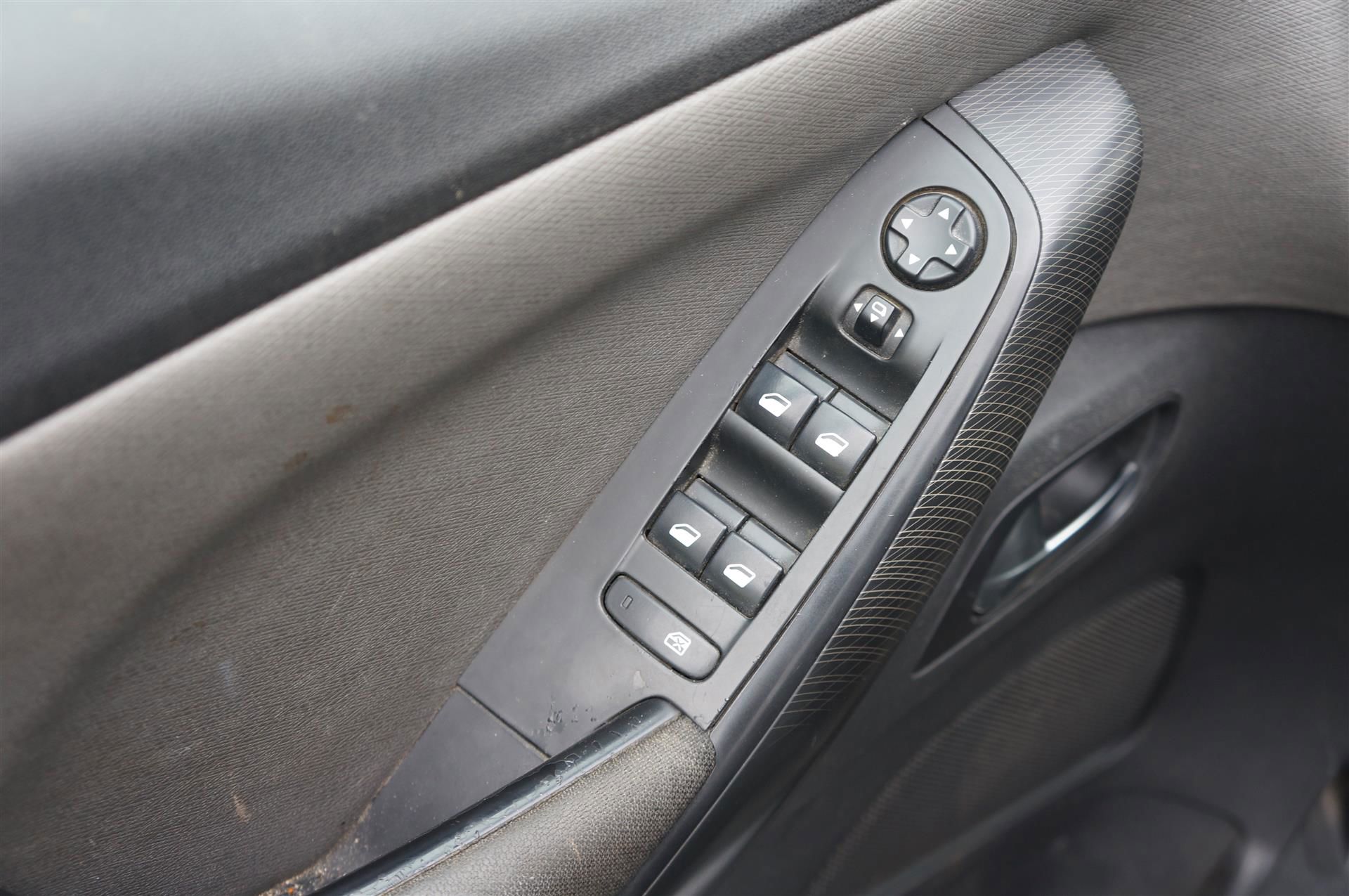 Billede af Citroën Grand C4 Picasso 1,6 e-HDi Intensive ETG6 115HK 6g Aut.