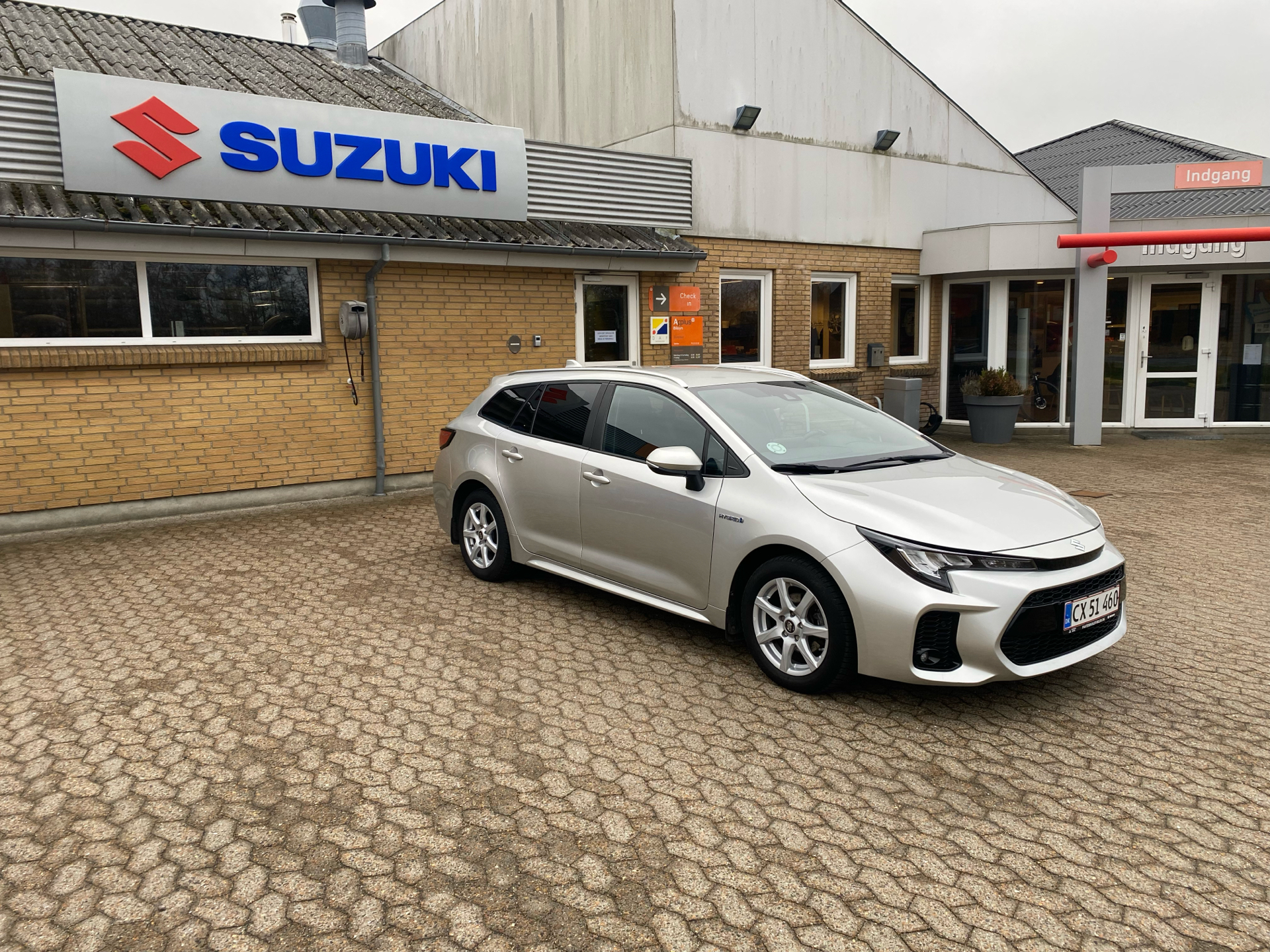 Billede af Suzuki Swace 1,8 Hybrid Active E-CVT 122HK Stc Trinl. Gear