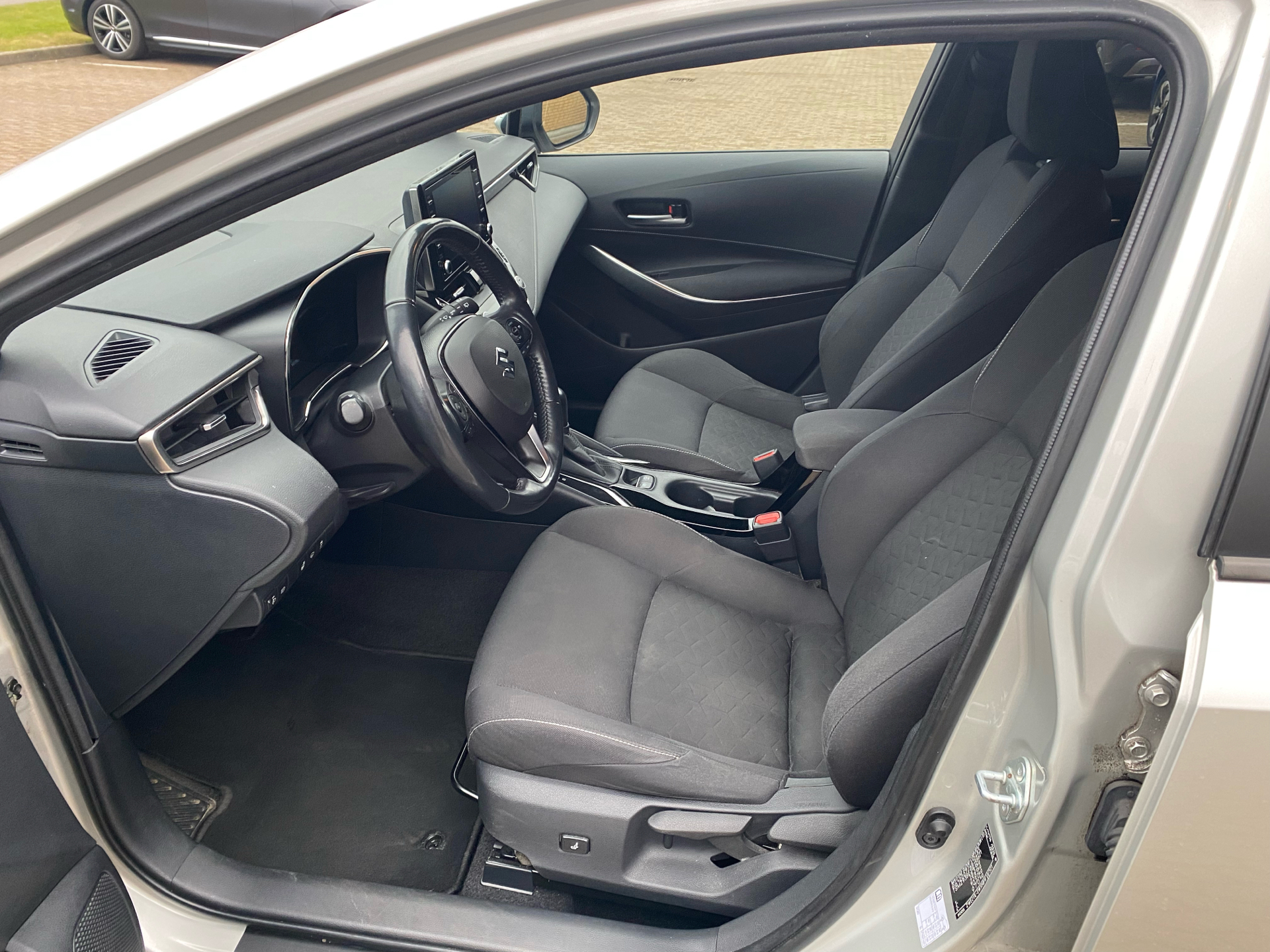 Billede af Suzuki Swace 1,8 Hybrid Active E-CVT 122HK Stc Trinl. Gear