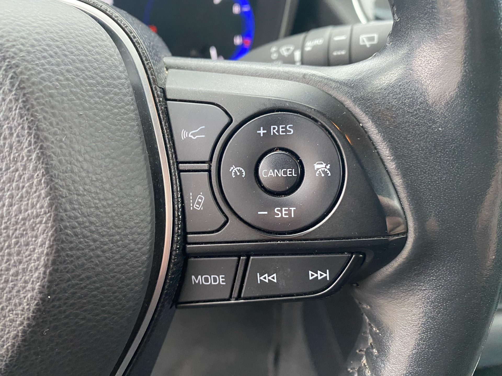 Billede af Suzuki Swace 1,8 Hybrid Active E-CVT 122HK Stc Trinl. Gear