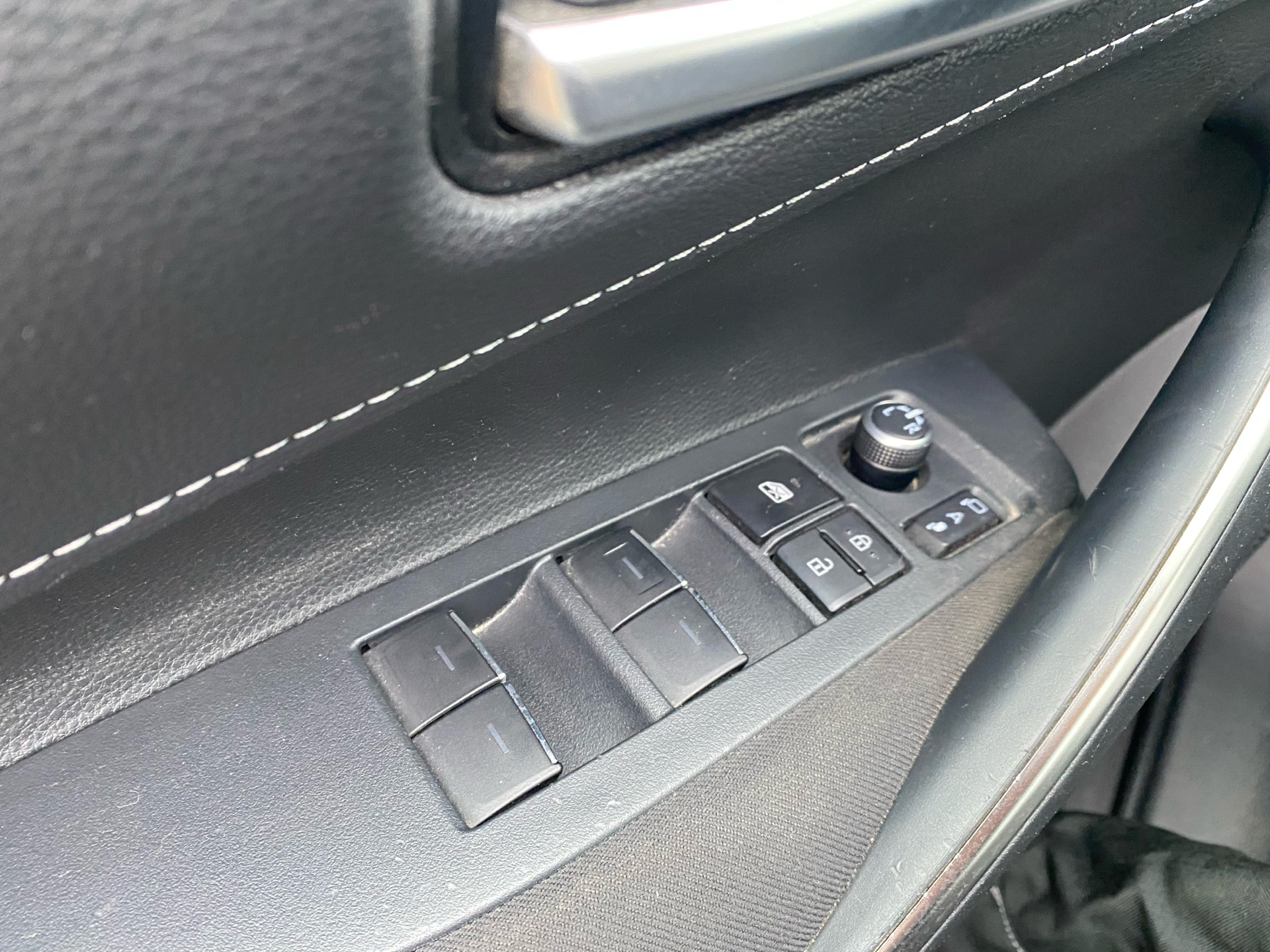 Billede af Suzuki Swace 1,8 Hybrid Active E-CVT 122HK Stc Trinl. Gear