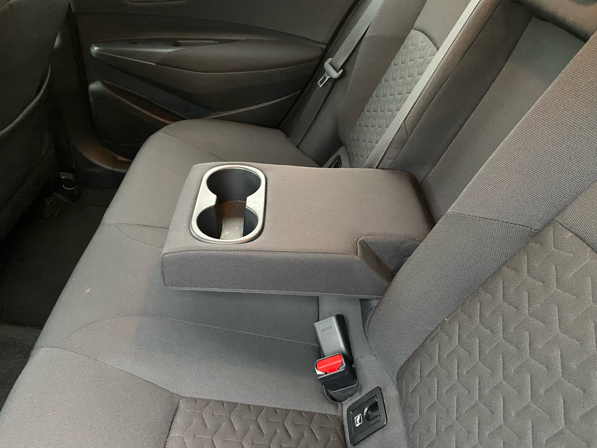 Billede af Suzuki Swace 1,8 Hybrid Active E-CVT 122HK Stc Trinl. Gear