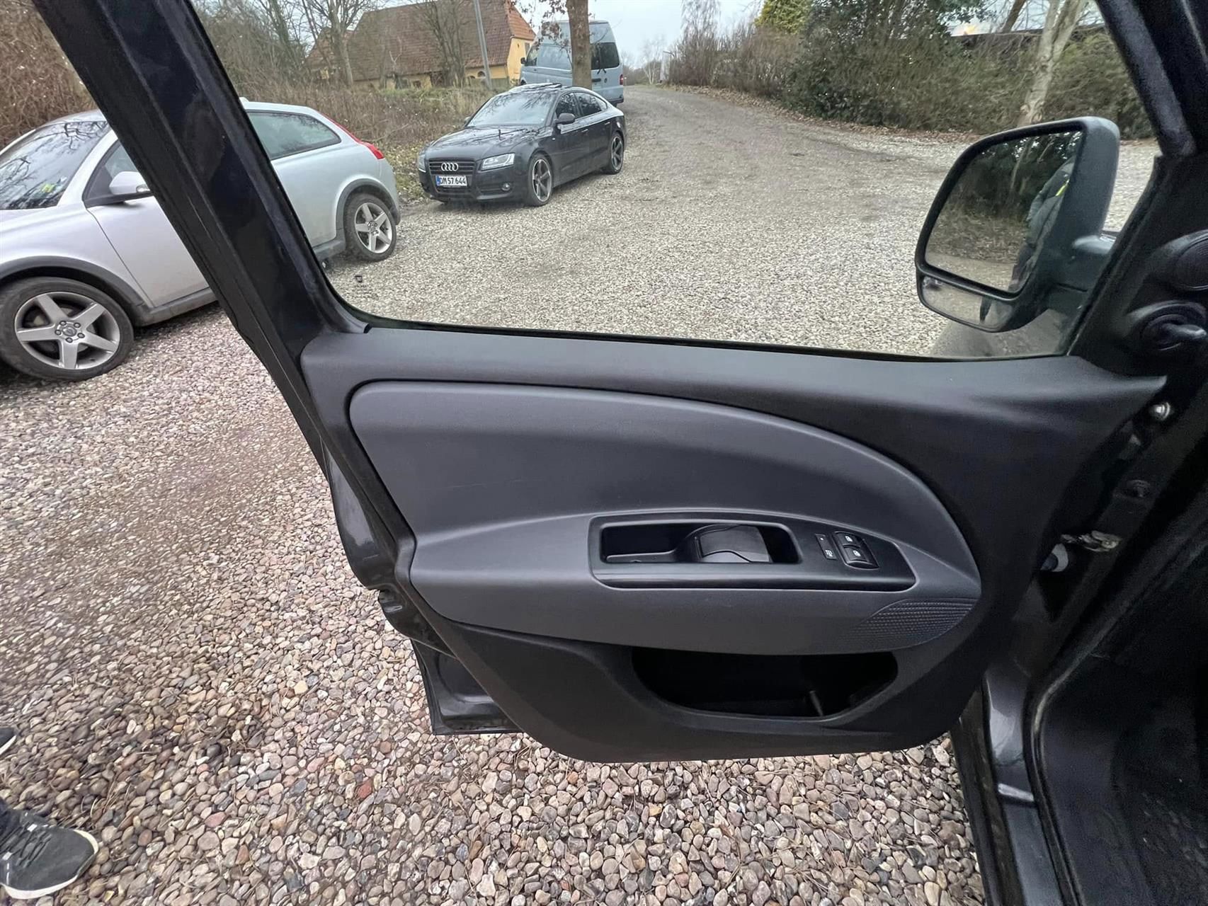 Billede af Fiat Doblò L1 1,3 MJT Basic 90HK Van