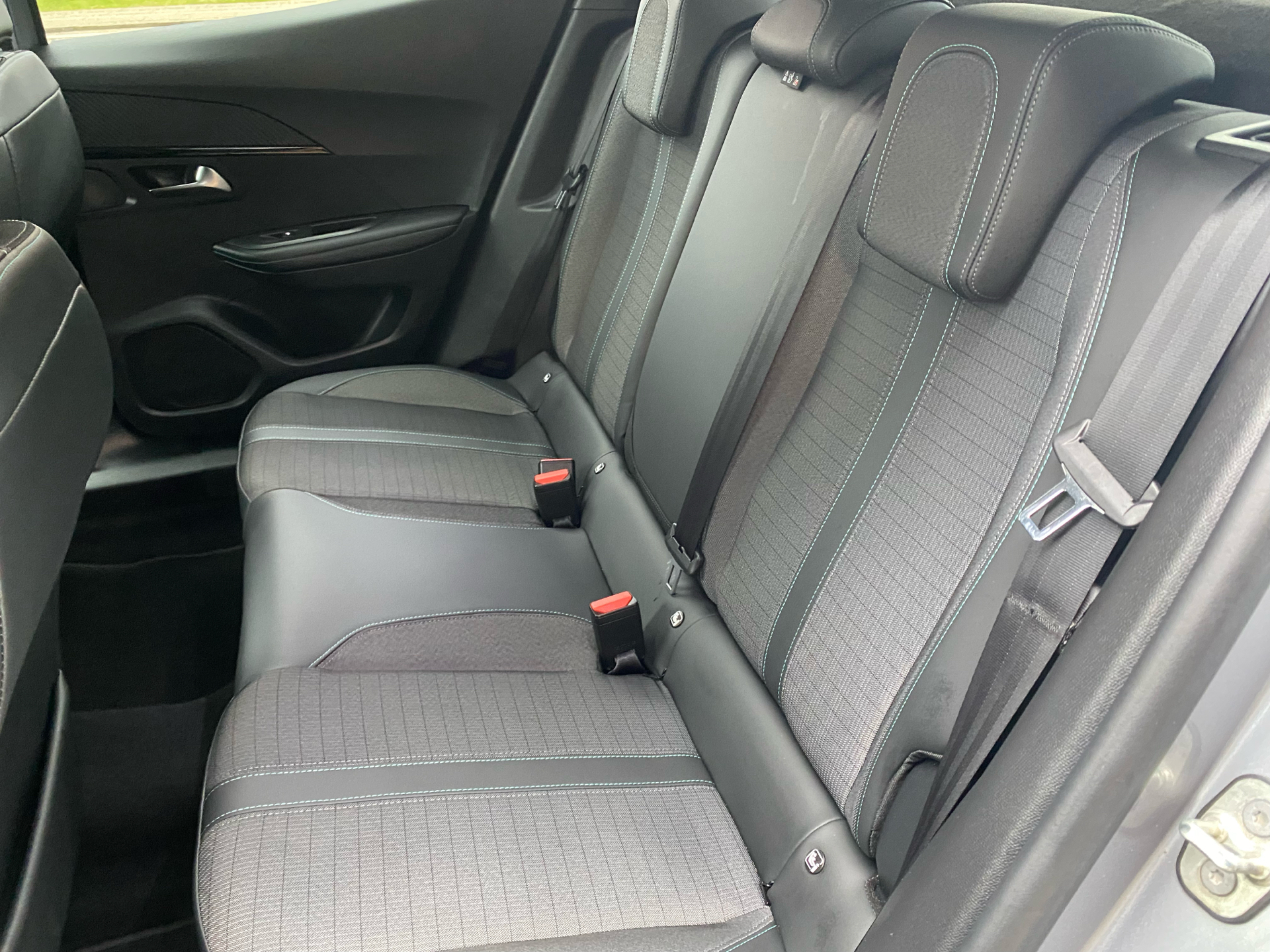 Billede af Peugeot 2008 1,2 PureTech Selection Tech 130HK 5d