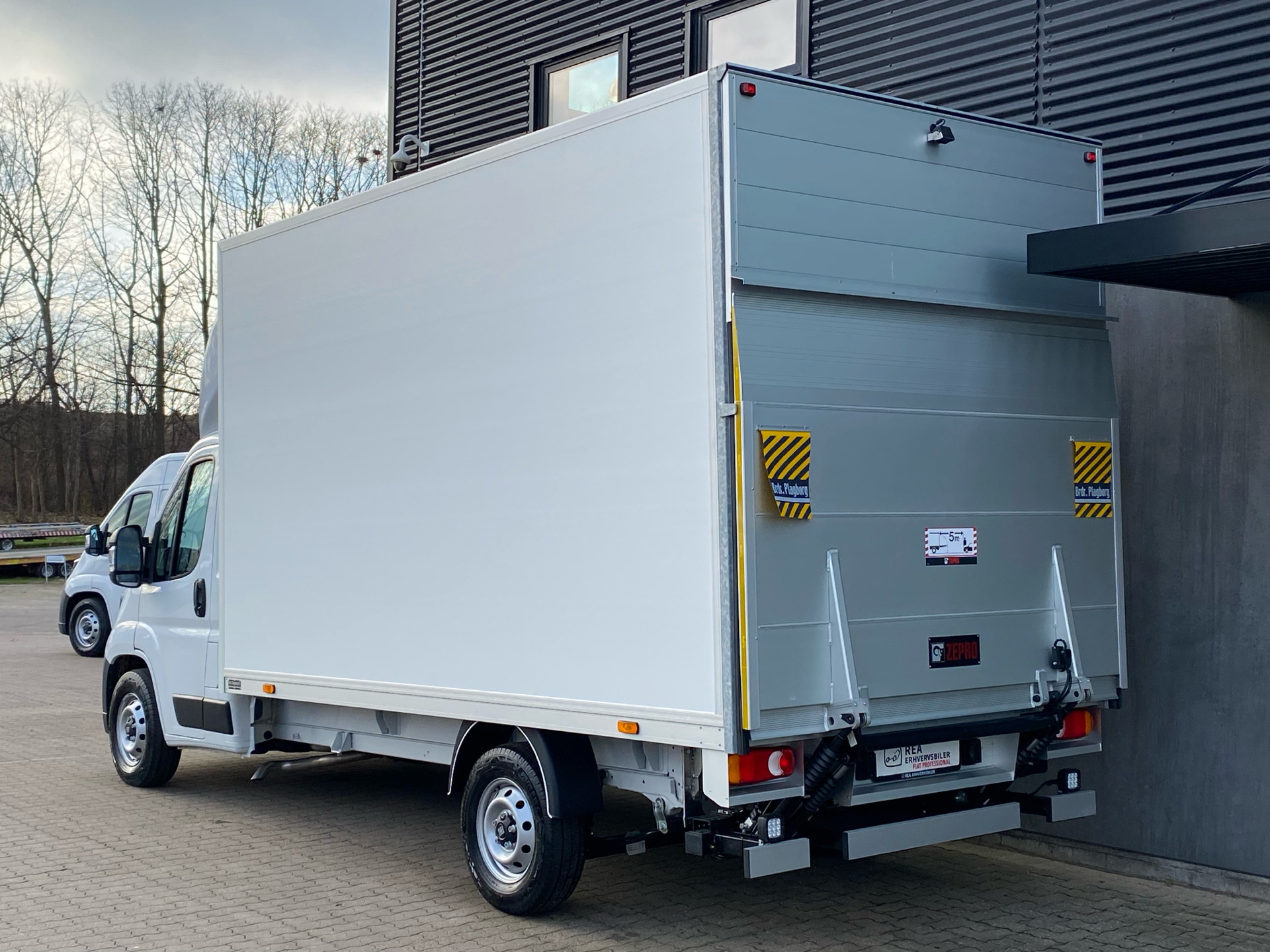 Billede af Fiat Ducato 35M L3 2,2 Multijet Pro AT8 180HK Ladv./Chas. 8g Aut.