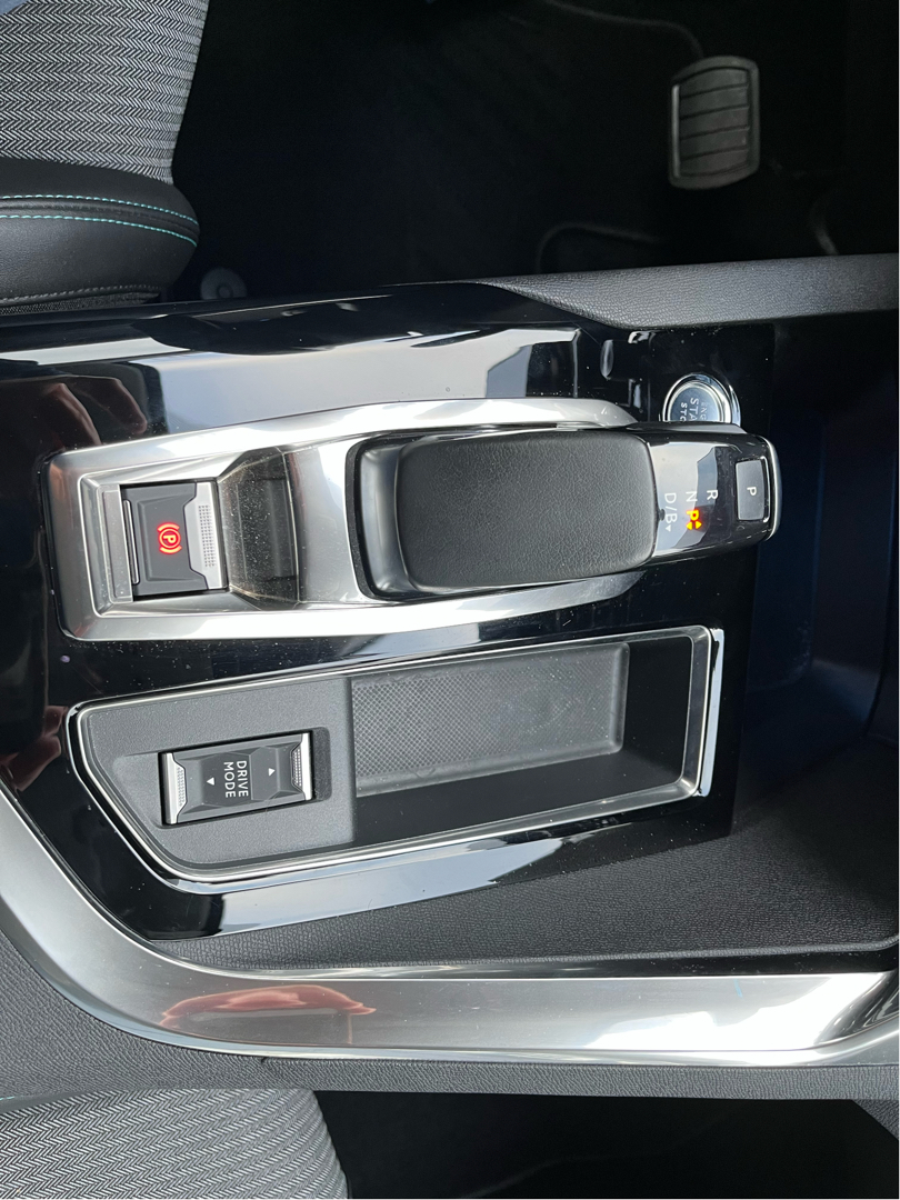Billede af Peugeot 3008 1,6 PureTech  Plugin-hybrid Allure Pack EAT8 225HK 5d 8g Aut.