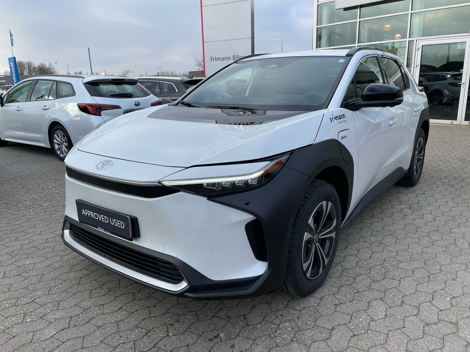 Billede af Toyota bZ4X SUV 150 kW (204 hk) aut. gear Executive